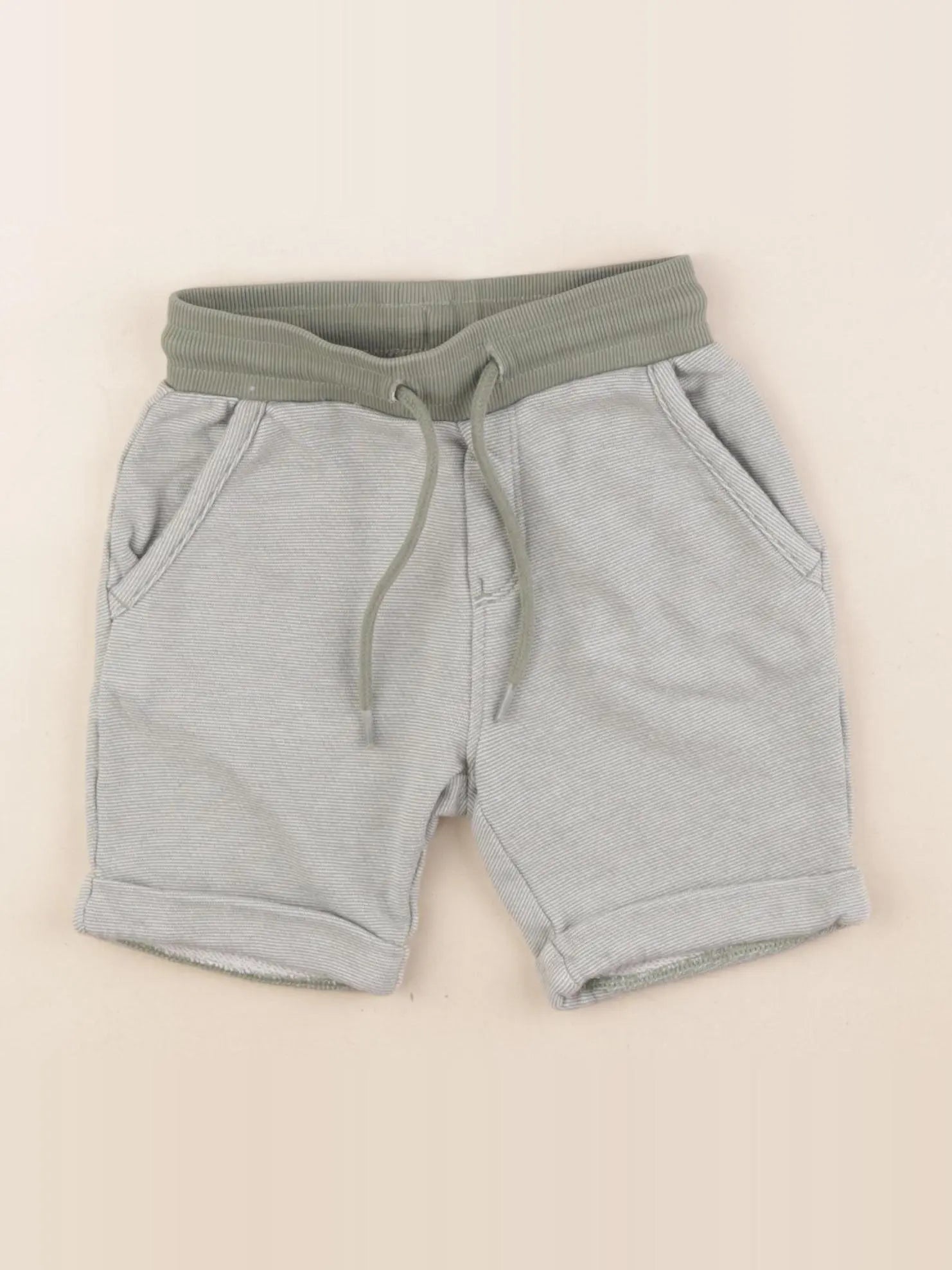 Tape à l'oeil - short vert - 2/3 ans