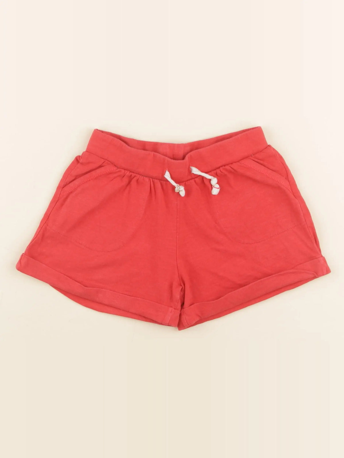 Vertbaudet - short rouge - 8 ans