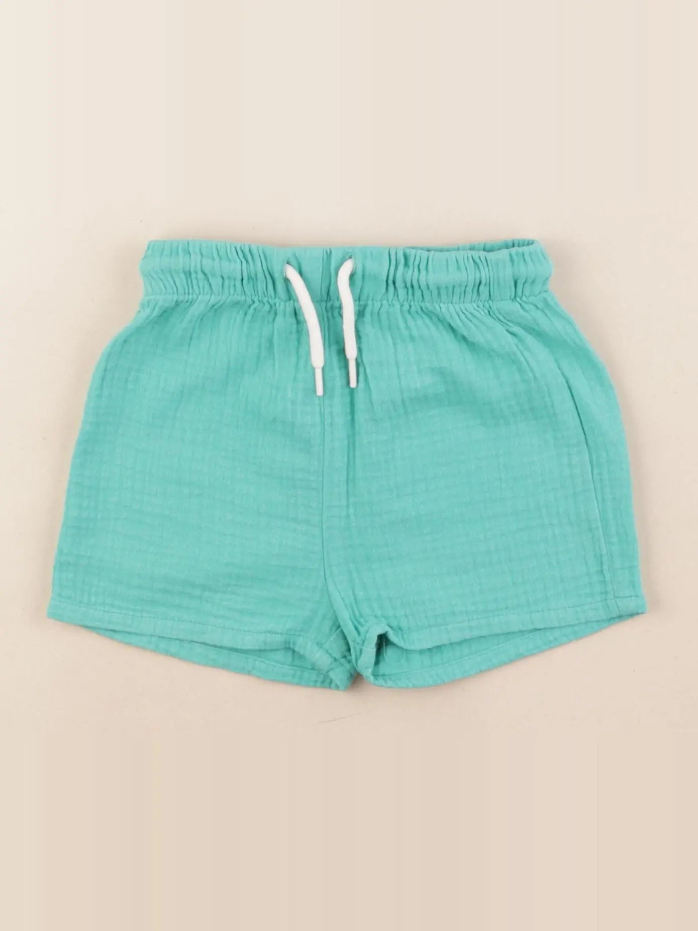 Vertbaudet - short vert - 18 mois
