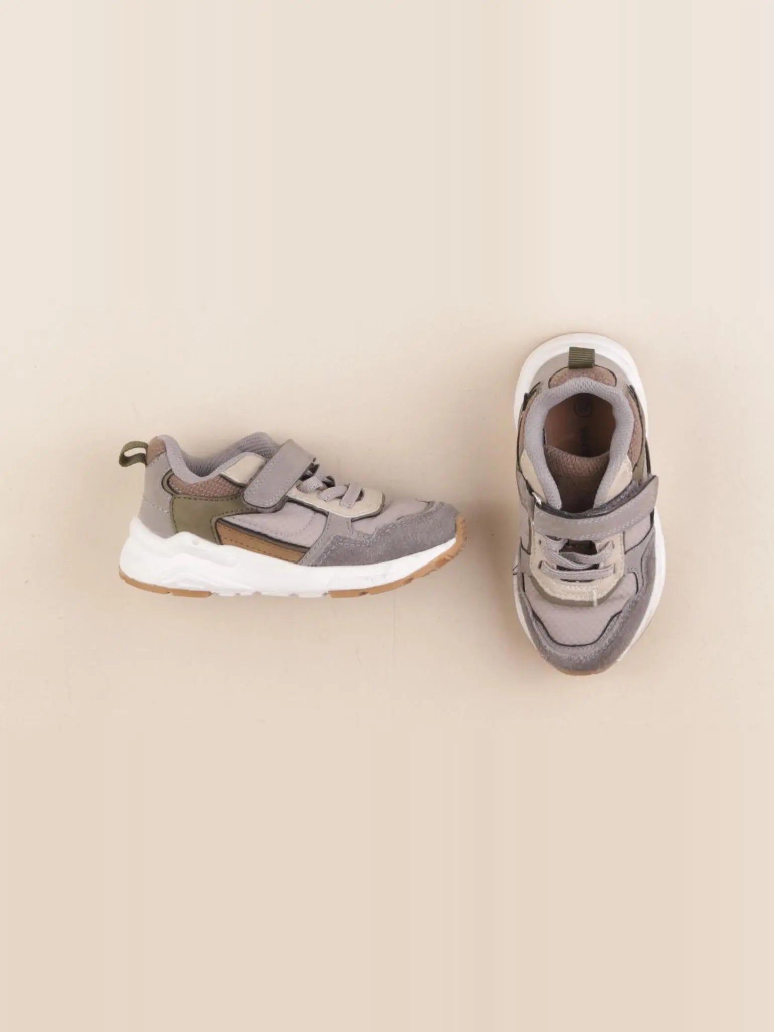 Vertbaudet - tennis à scratch/ lacets gris - pointure 25