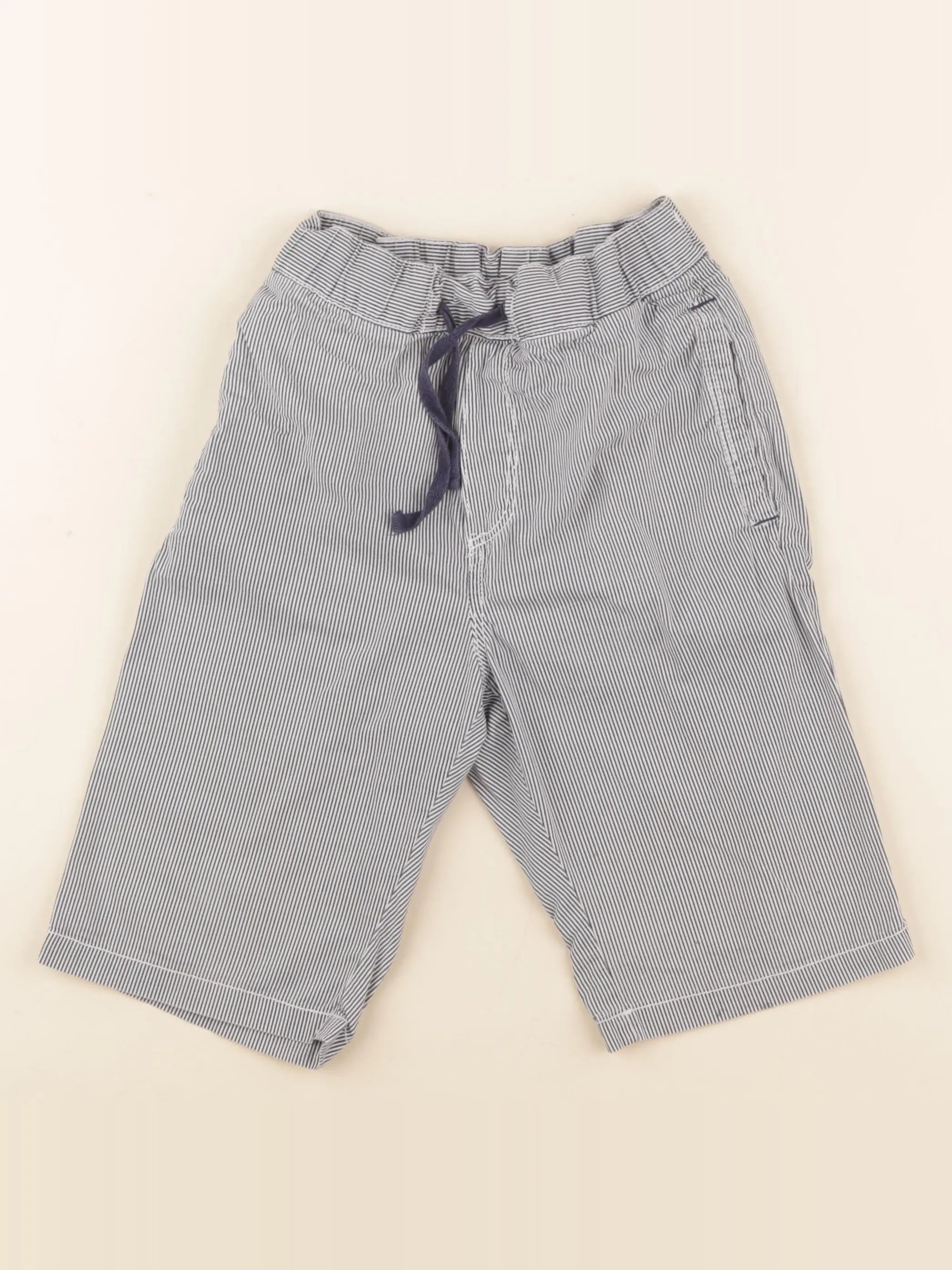 H&M - short bleu, blanc - 8/9 ans