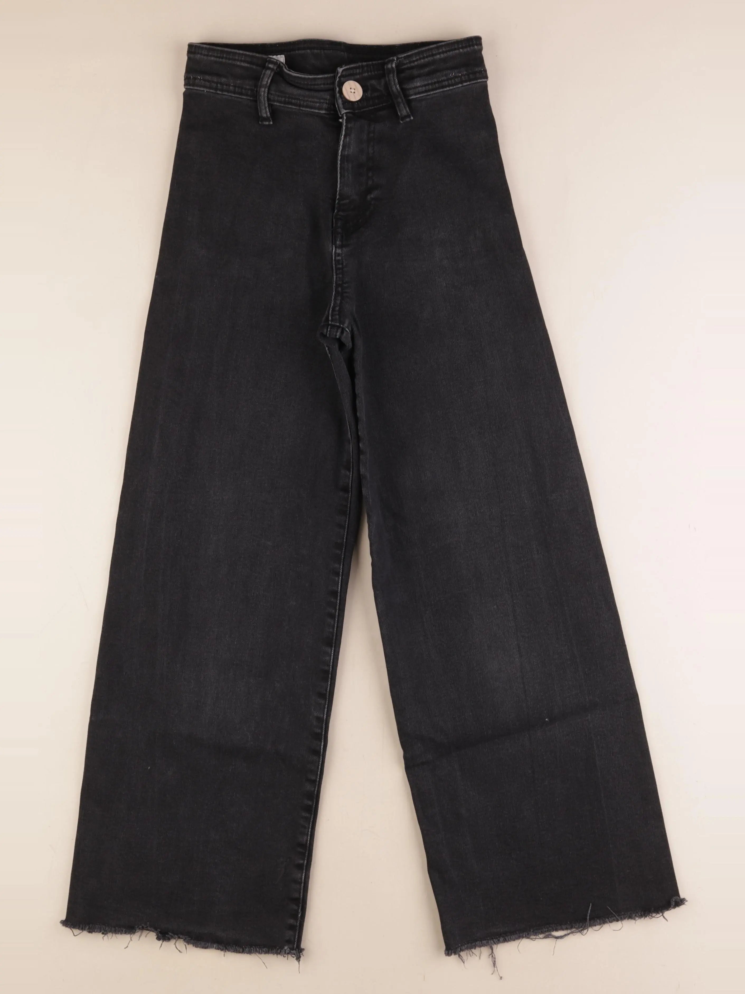 Zara - jean noir - 10 ans