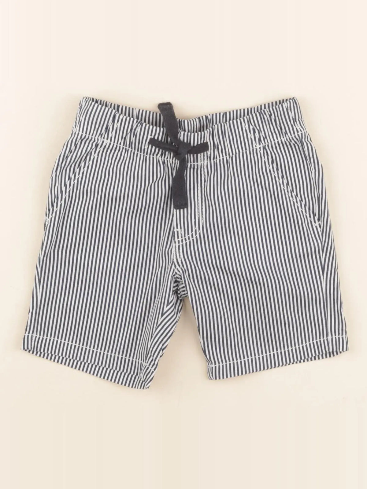 H&M - short bleu, blanc - 18/24 mois