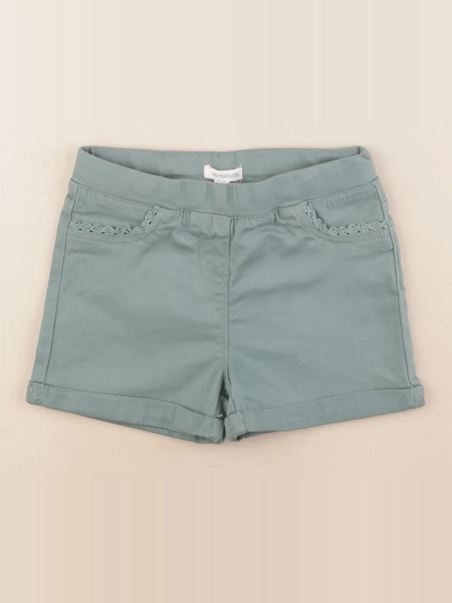 Vertbaudet - short vert - 7 ans