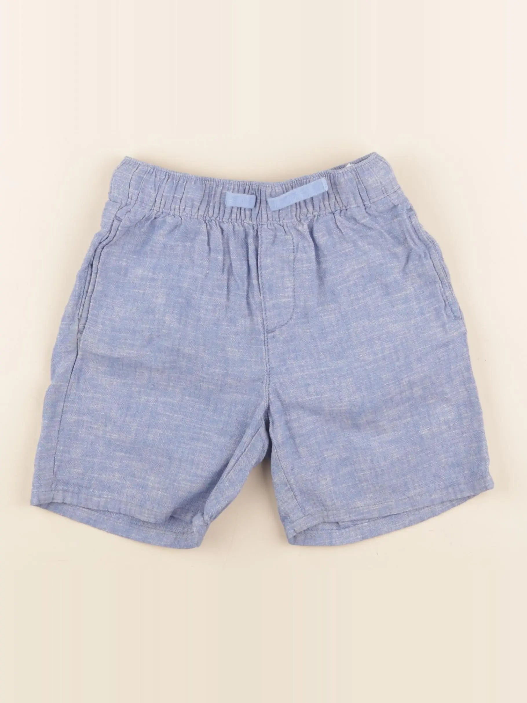 H&M - short bleu - 3/4 ans