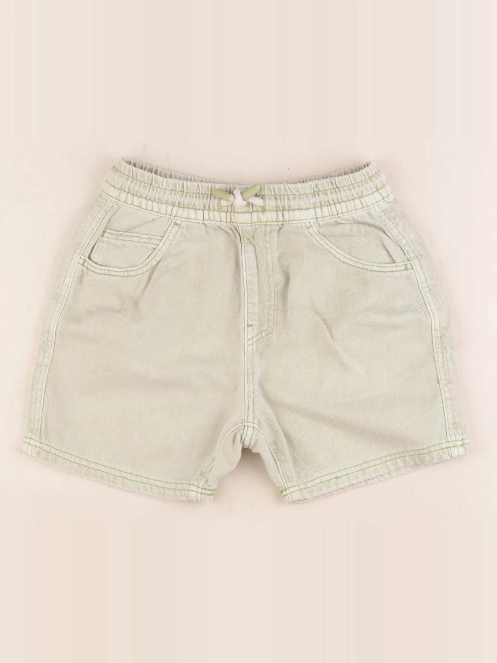 Zara - short vert - 5/6 ans