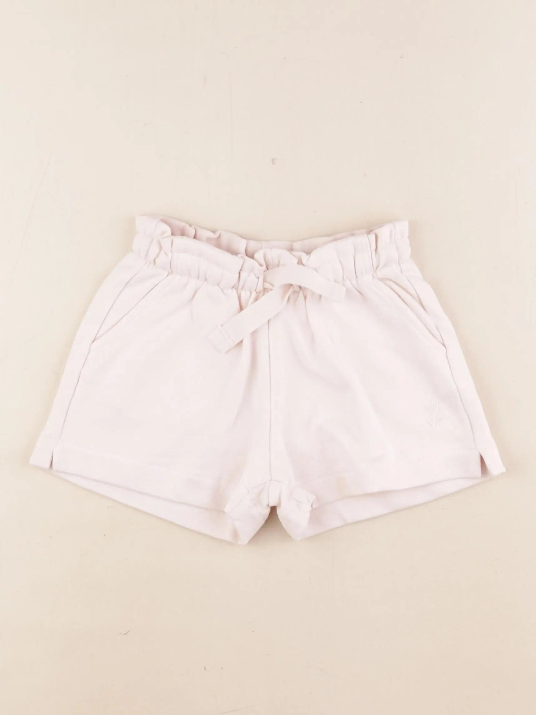 Zara - short beige - 4 ans