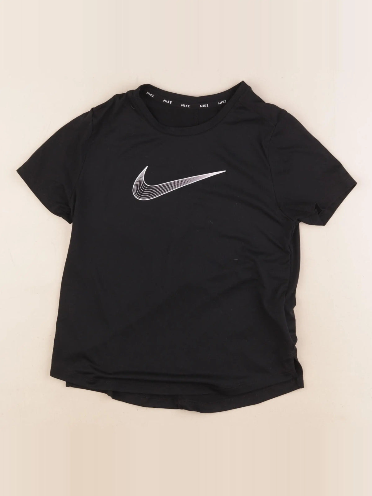 Nike - tee-shirt noir - 8/9 ans