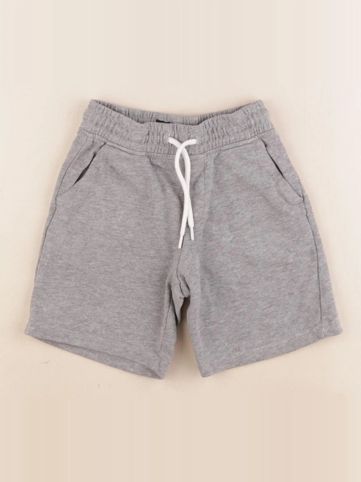 Next - short gris - 5 ans