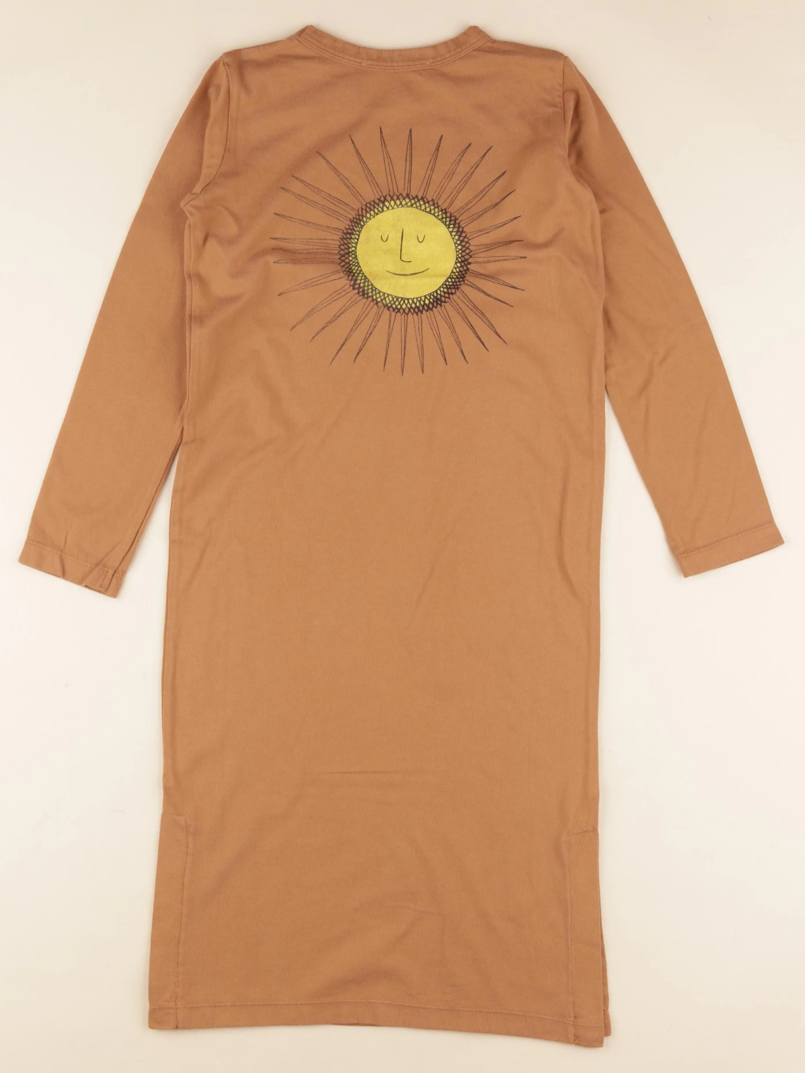 Robe imprimé au dos marron