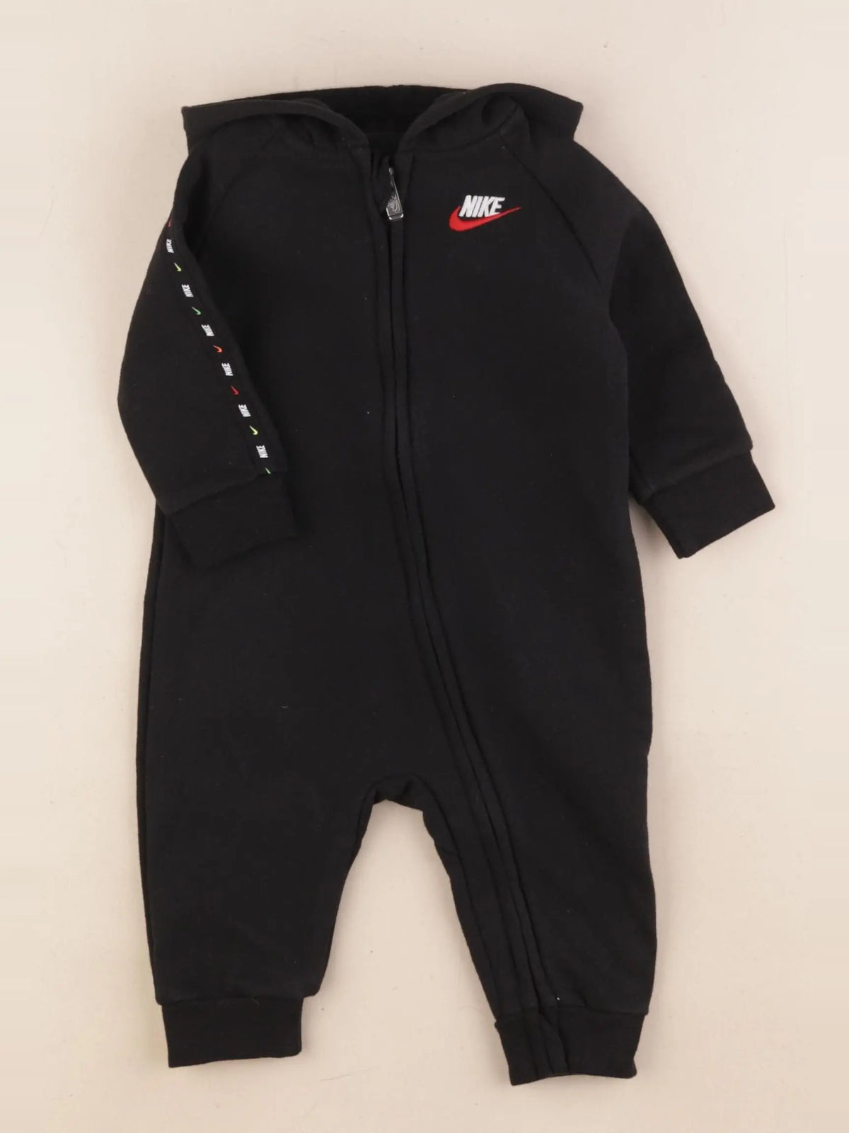 Nike - combinaison noir - 6 mois