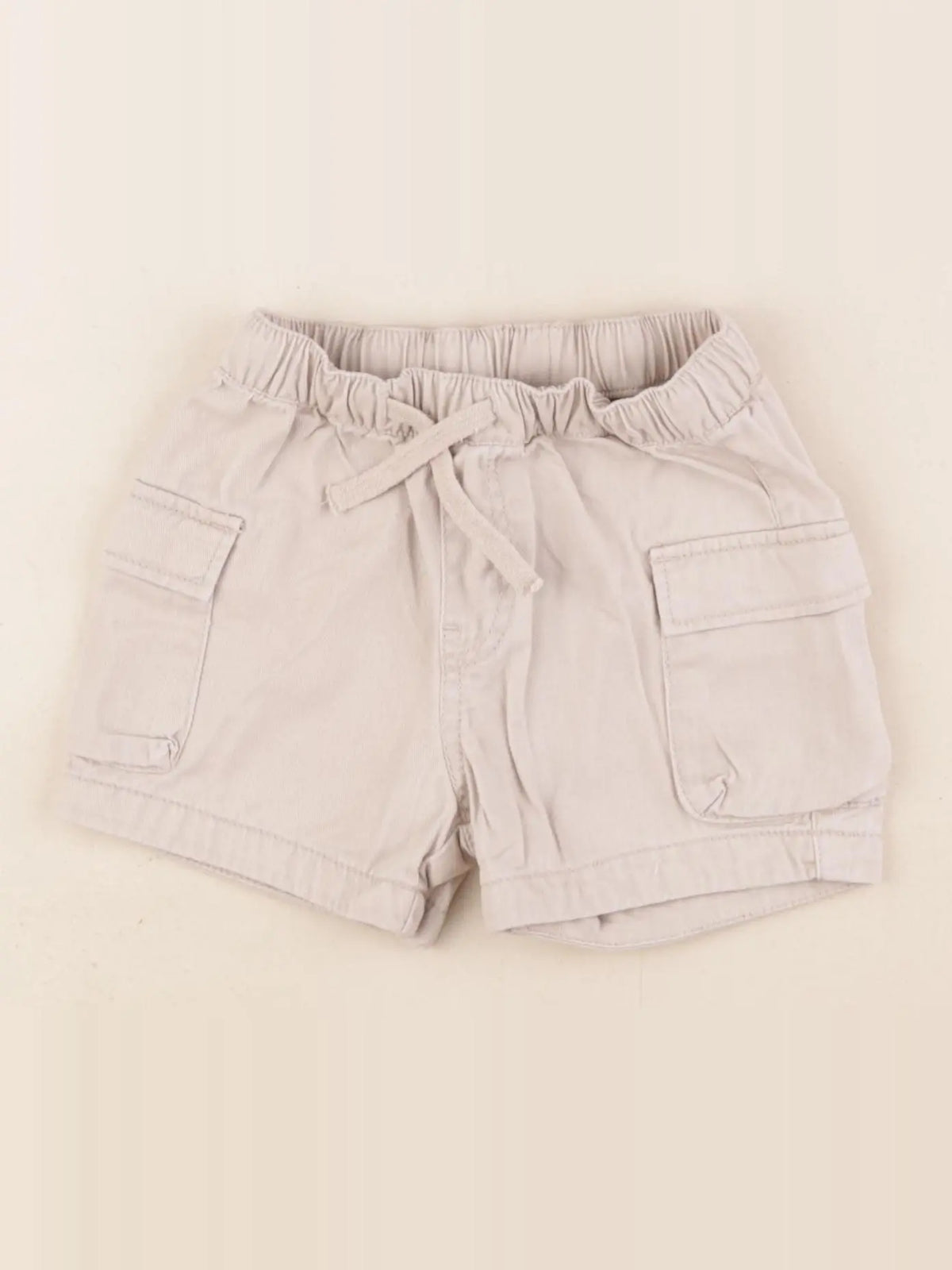 H&M - short beige - 4/6 mois