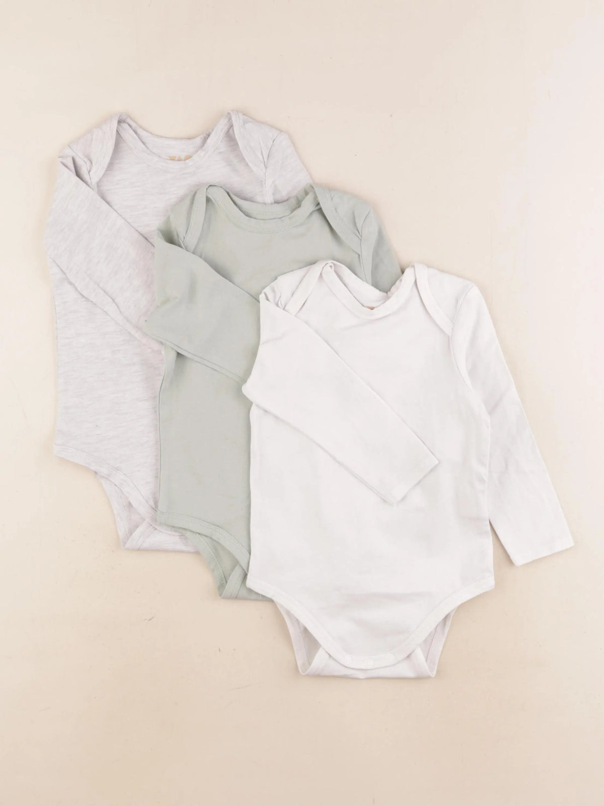 Tape à l'oeil - lot de 3 bodies en coton multicolore - 18 mois