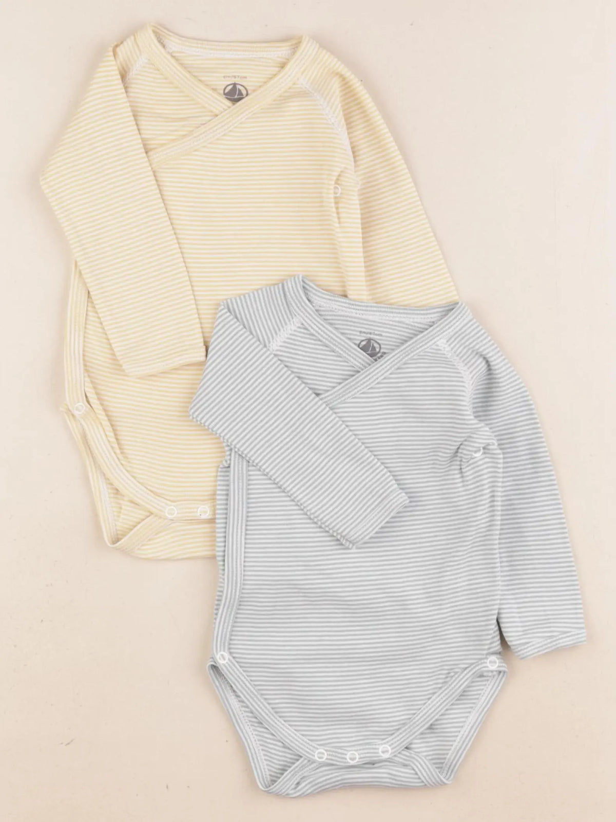 Petit Bateau - lot de 2 bodies en coton jaune, vert - 6 mois
