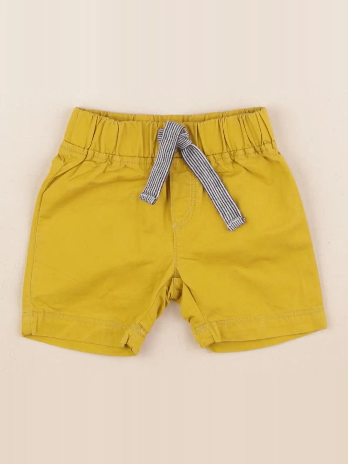 Petit Bateau - short jaune - 3 mois