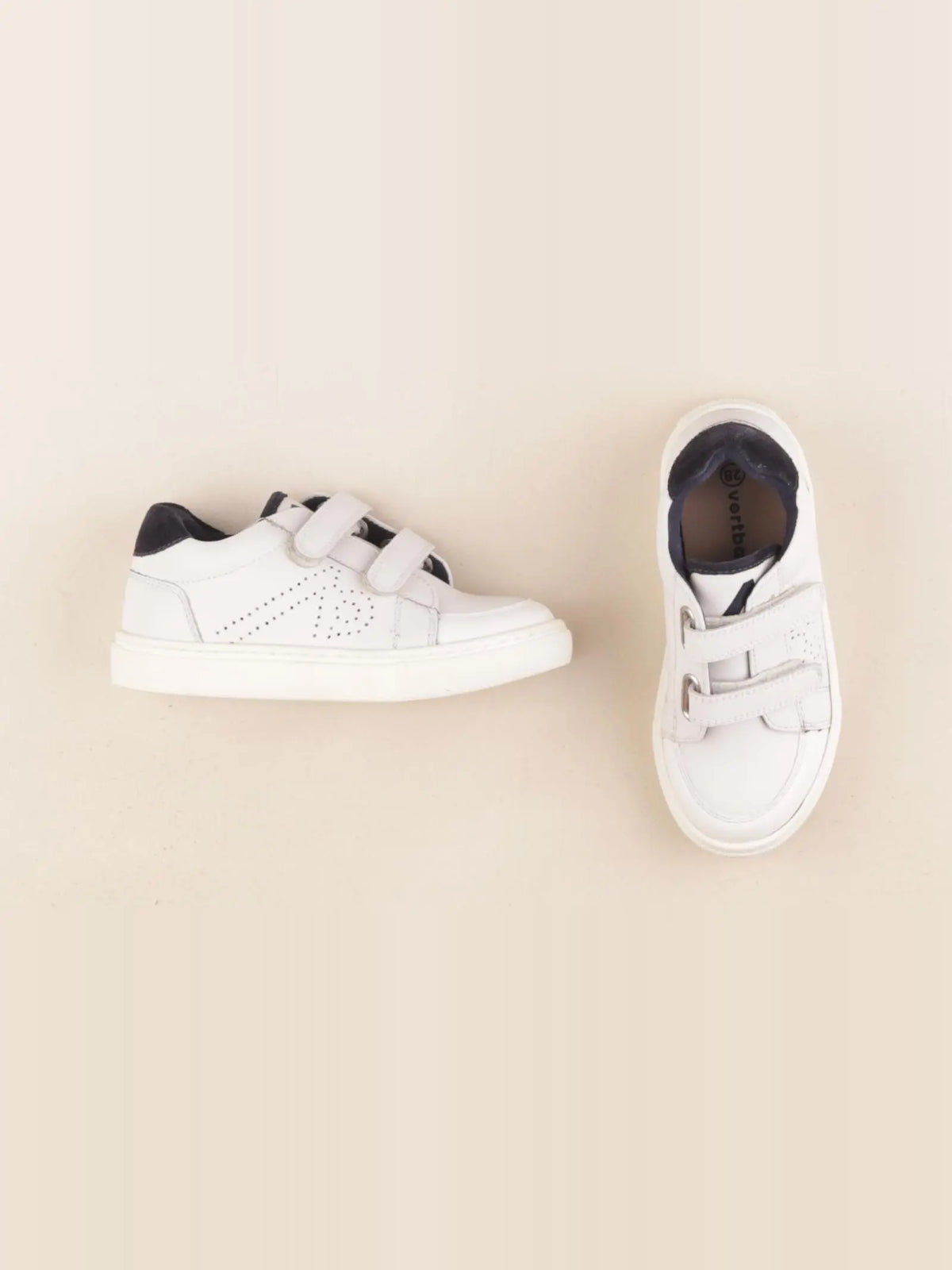 Vertbaudet - tennis à scratch/ lacets blanc - pointure 28