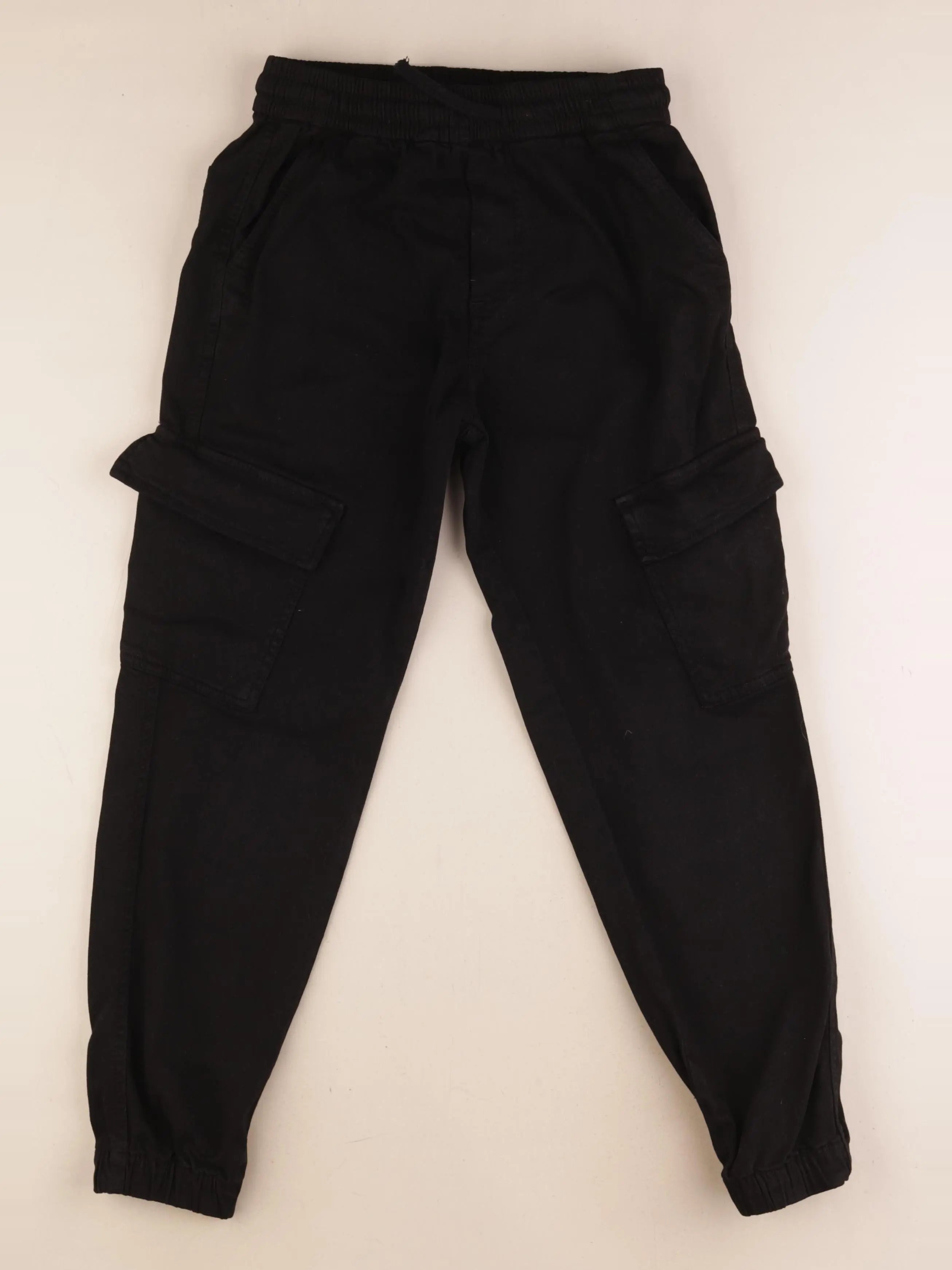 Zara - jean noir - 10 ans
