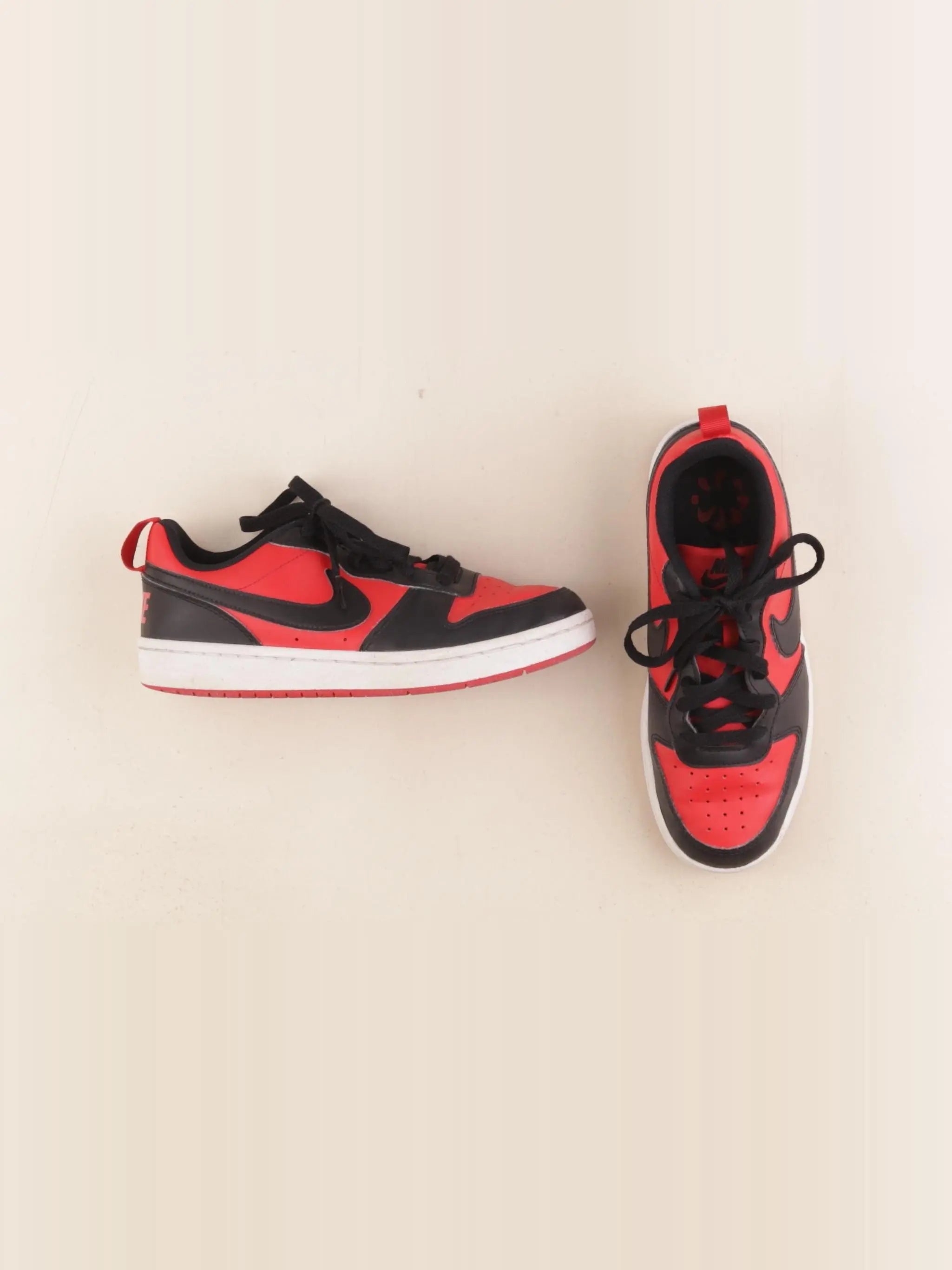 Nike - baskets noir, rouge - pointure 36,5