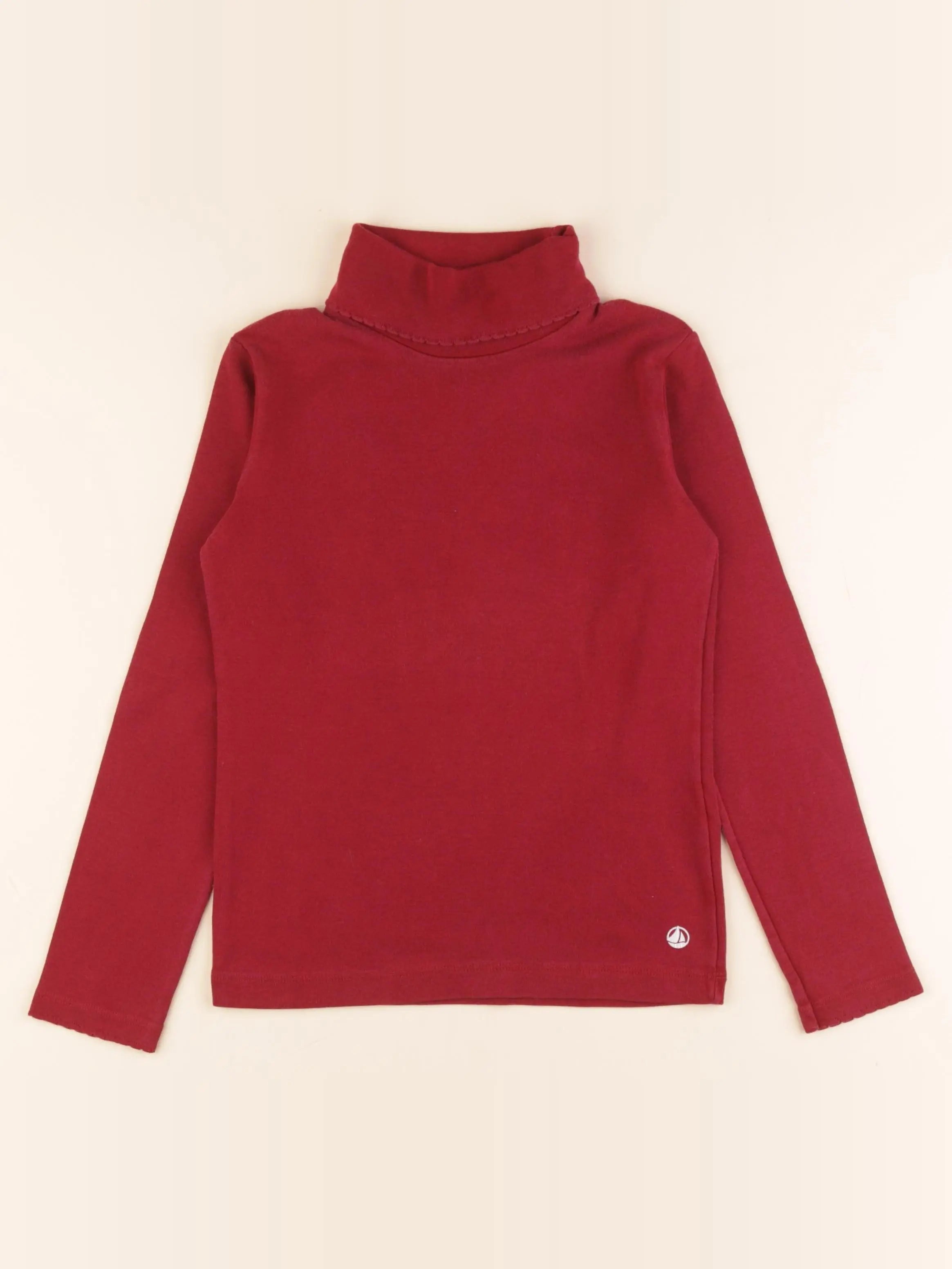 Sous-pull rouge