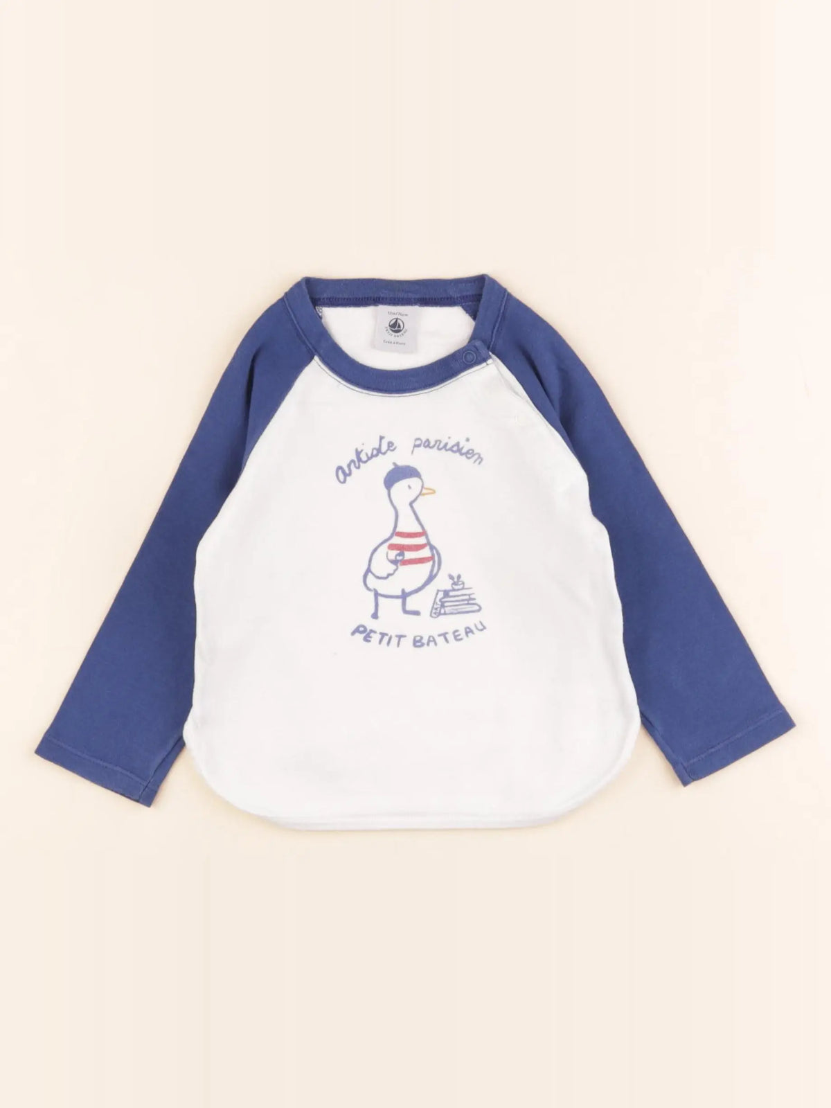 Tee-shirt blanc, bleu