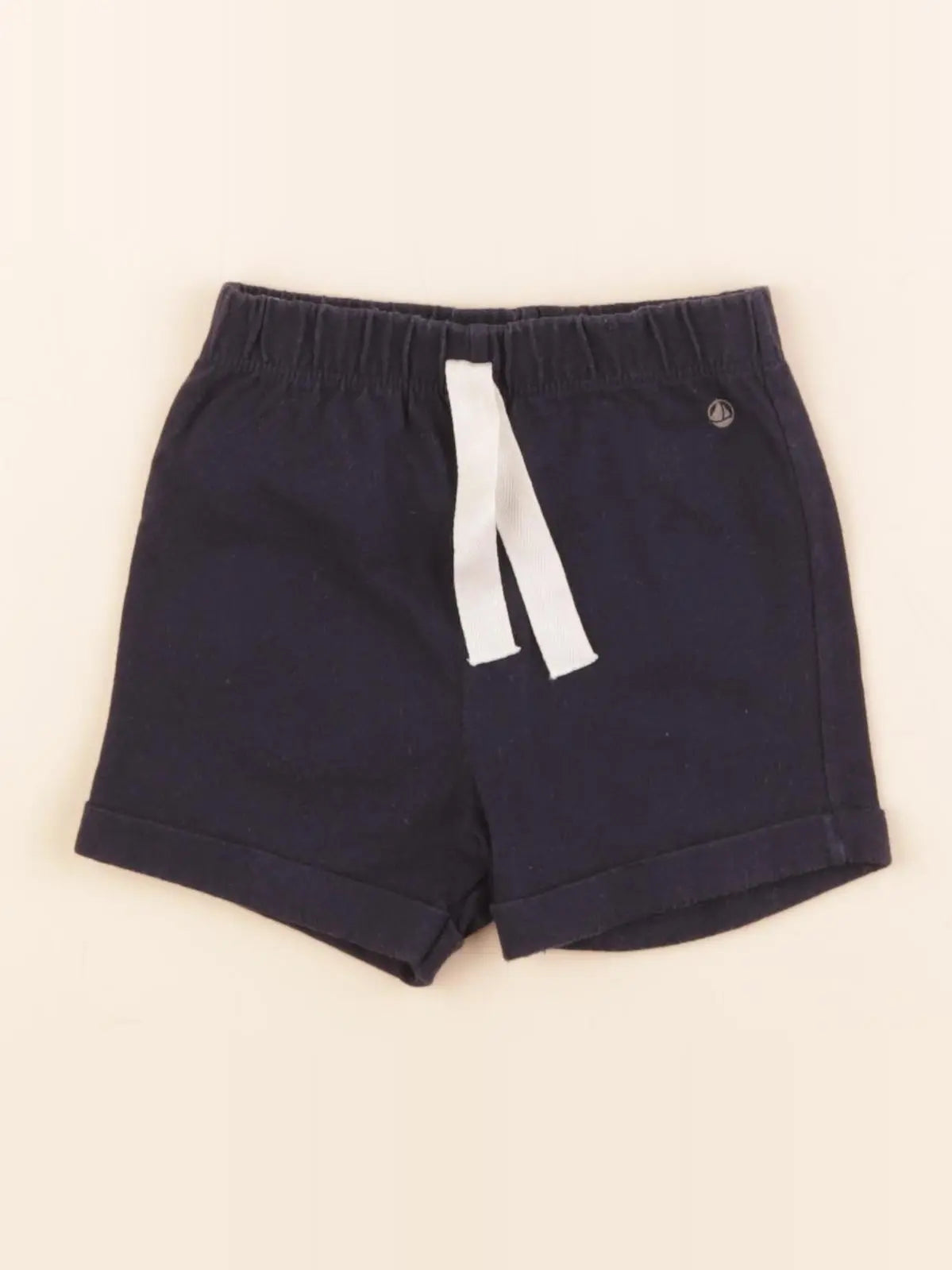 Short bleu