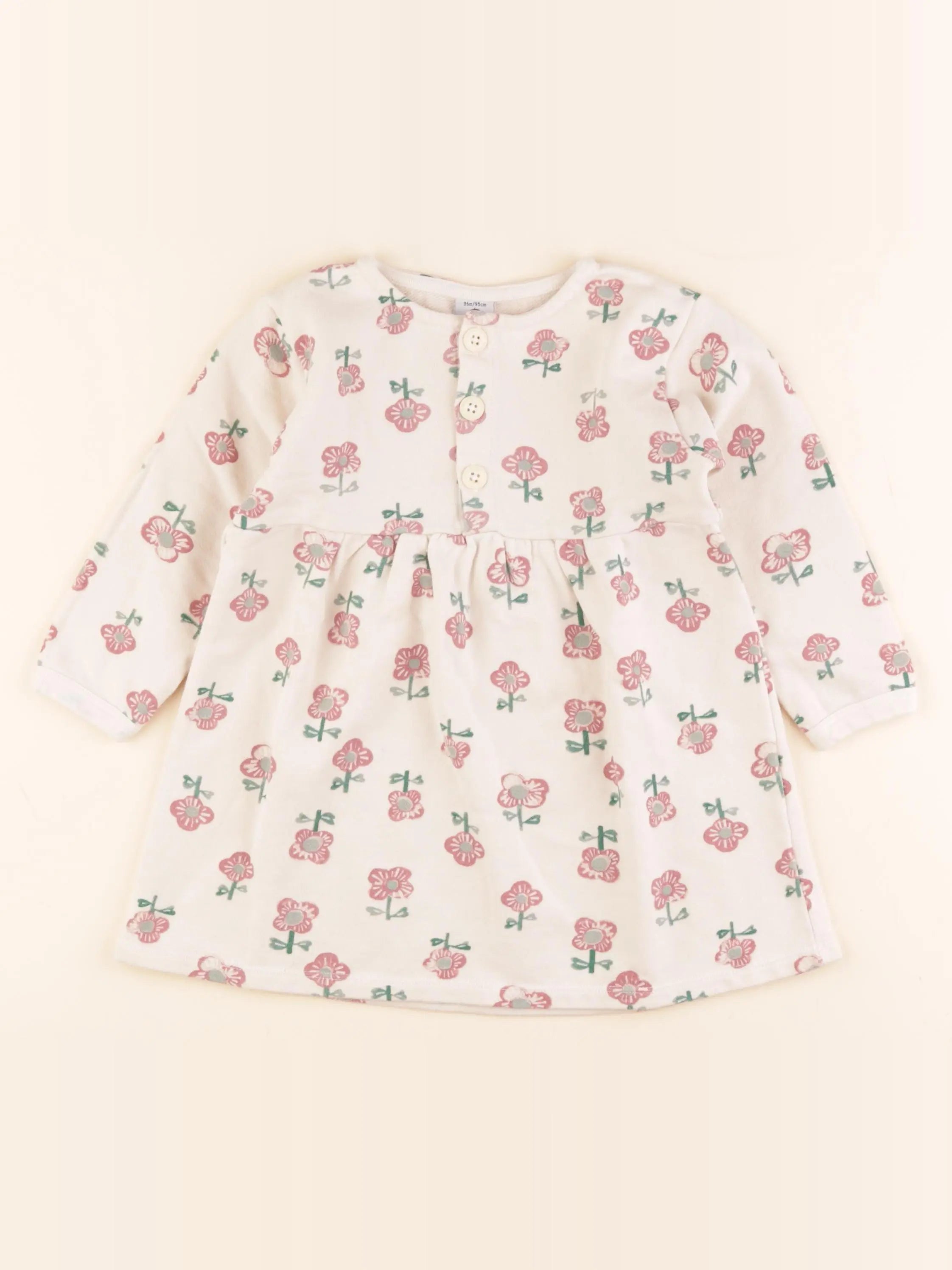 Robe beige, rose