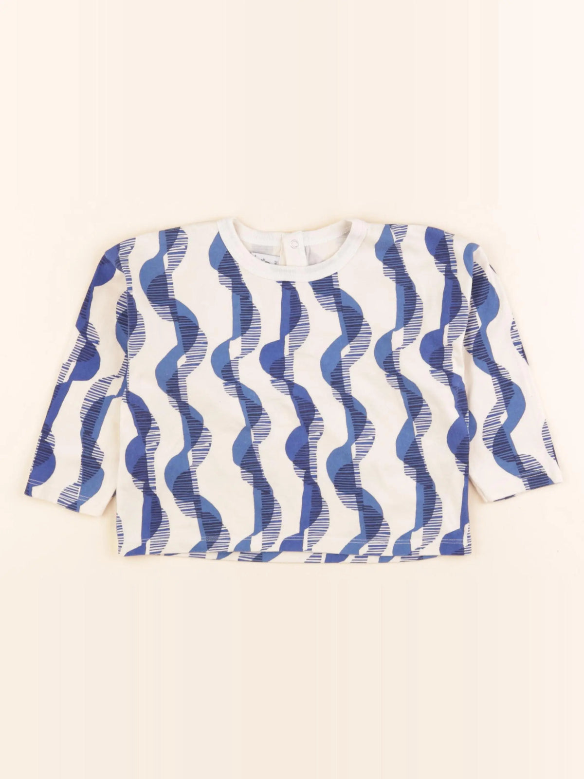 Tee-shirt blanc, bleu