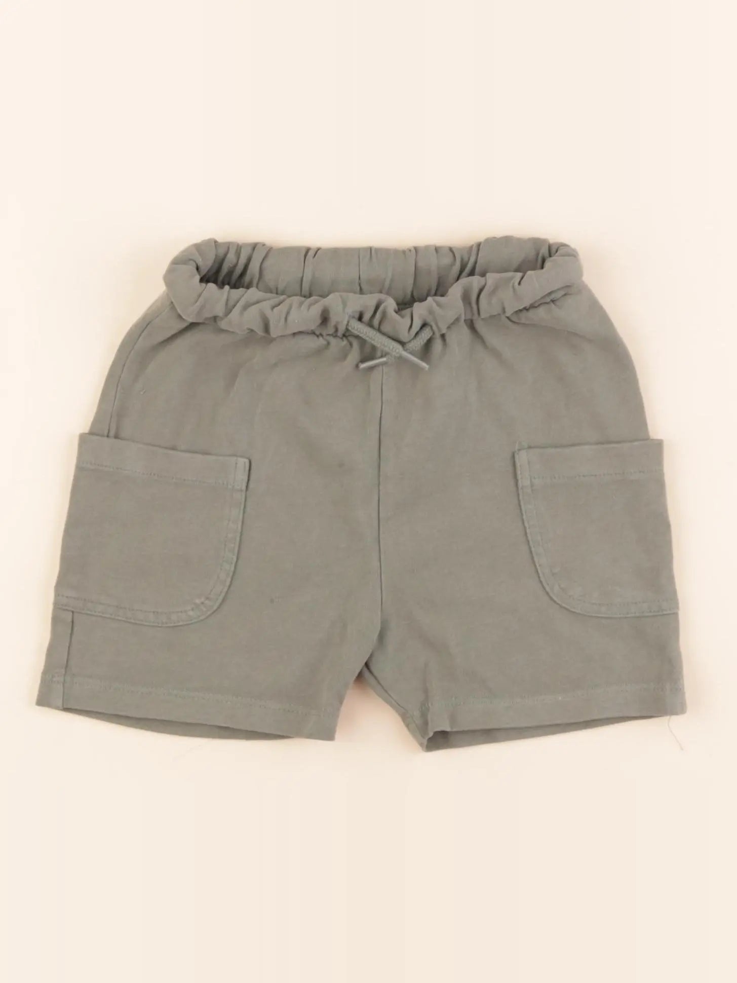 Vertbaudet - short vert - 18 mois