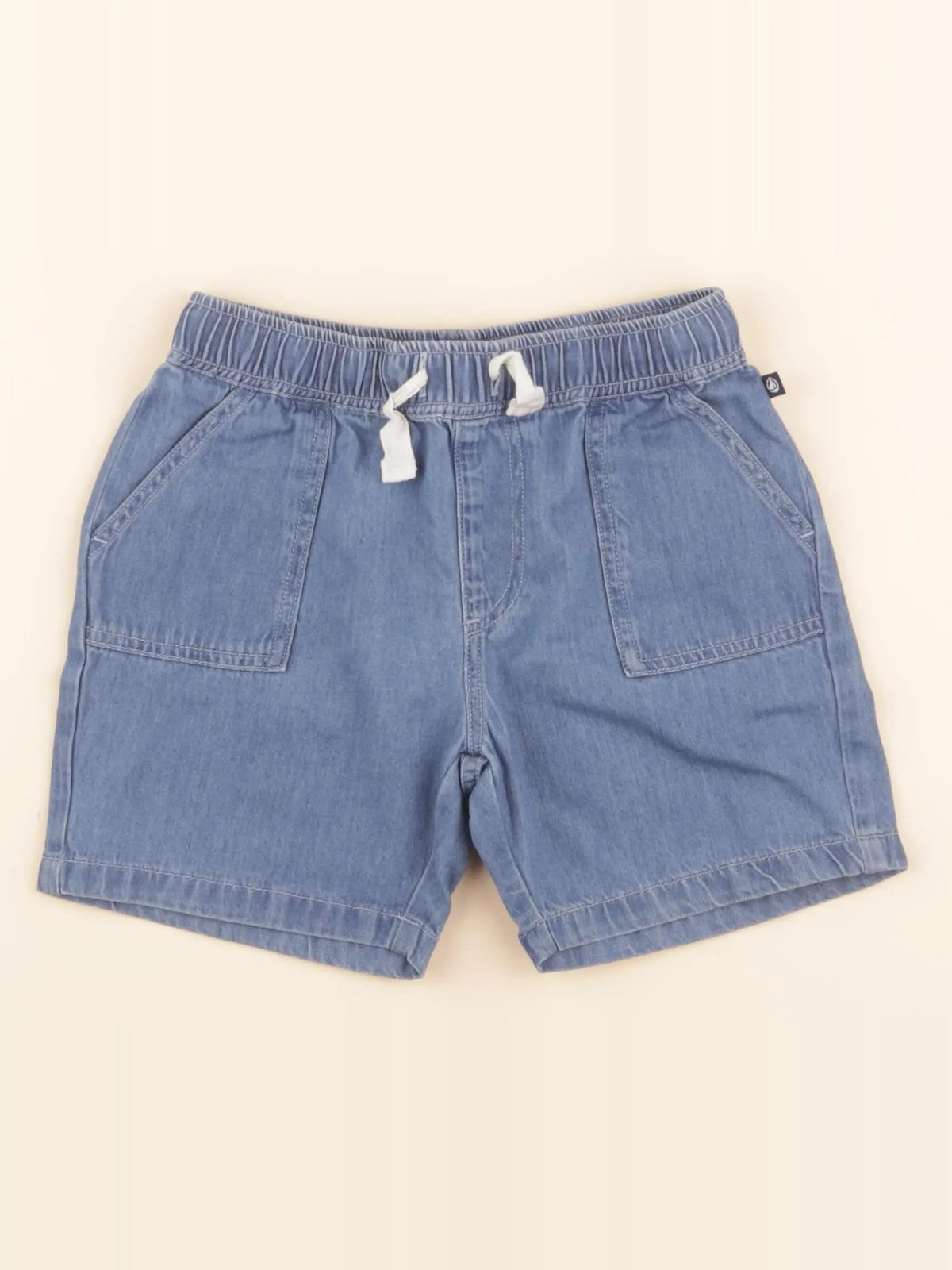 Short bleu