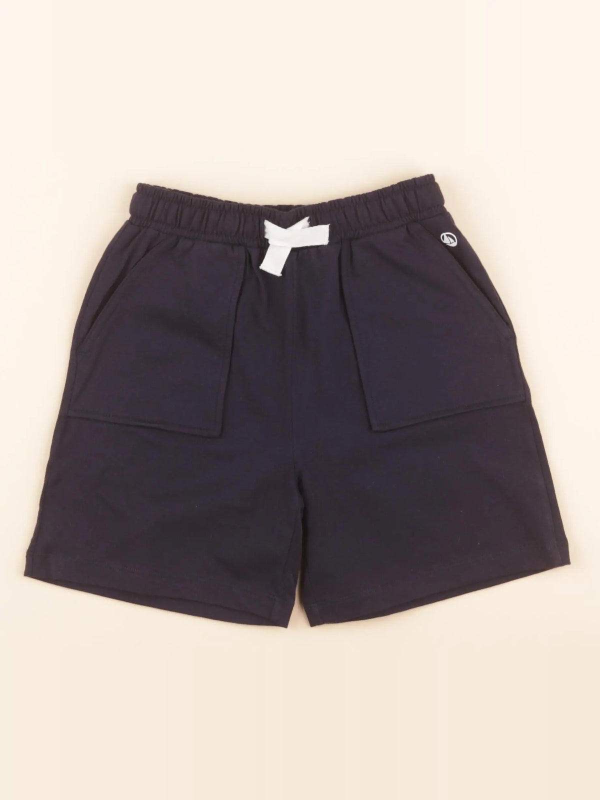 Short bleu