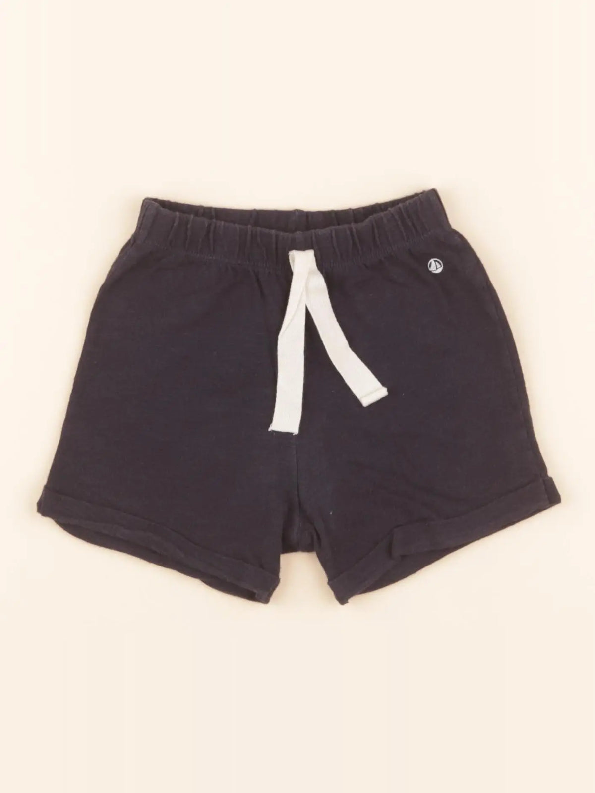 Short bleu