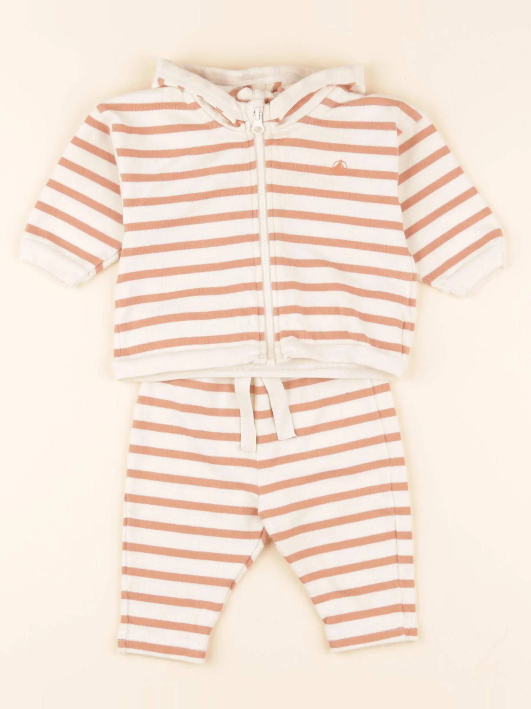 Ensemble marron, beige