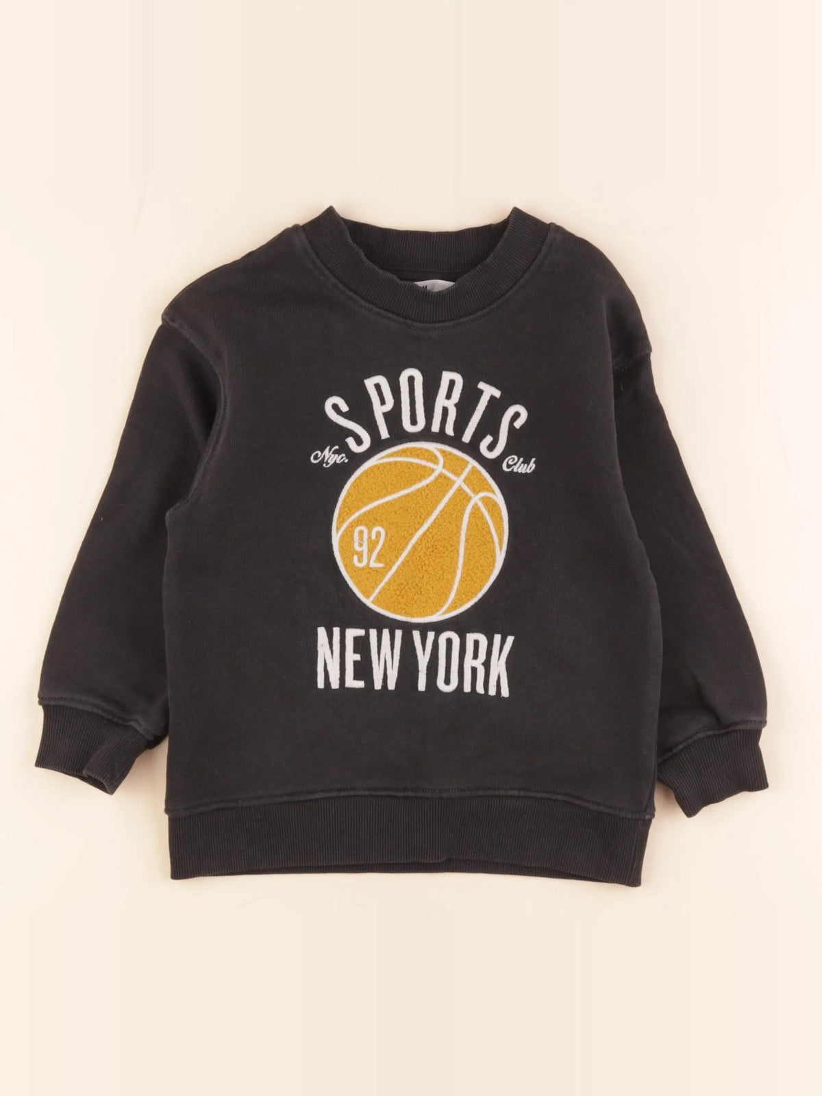H&M - sweat noir - 4 ans