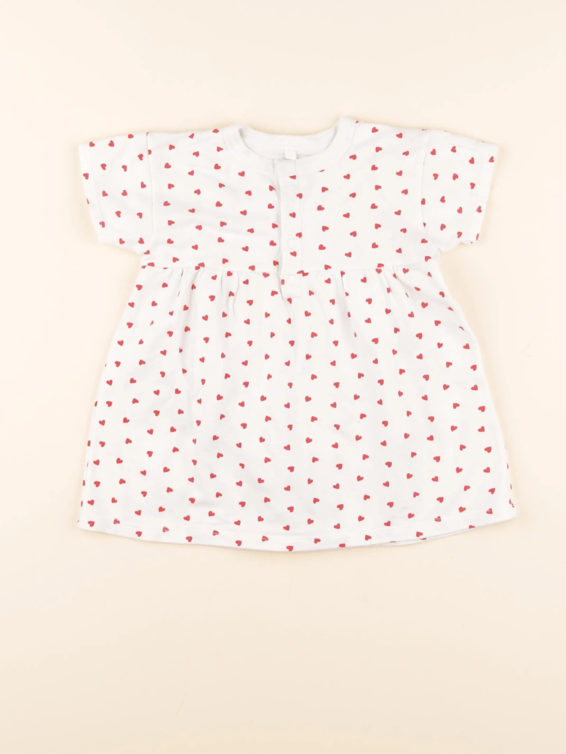Robe rouge, blanc