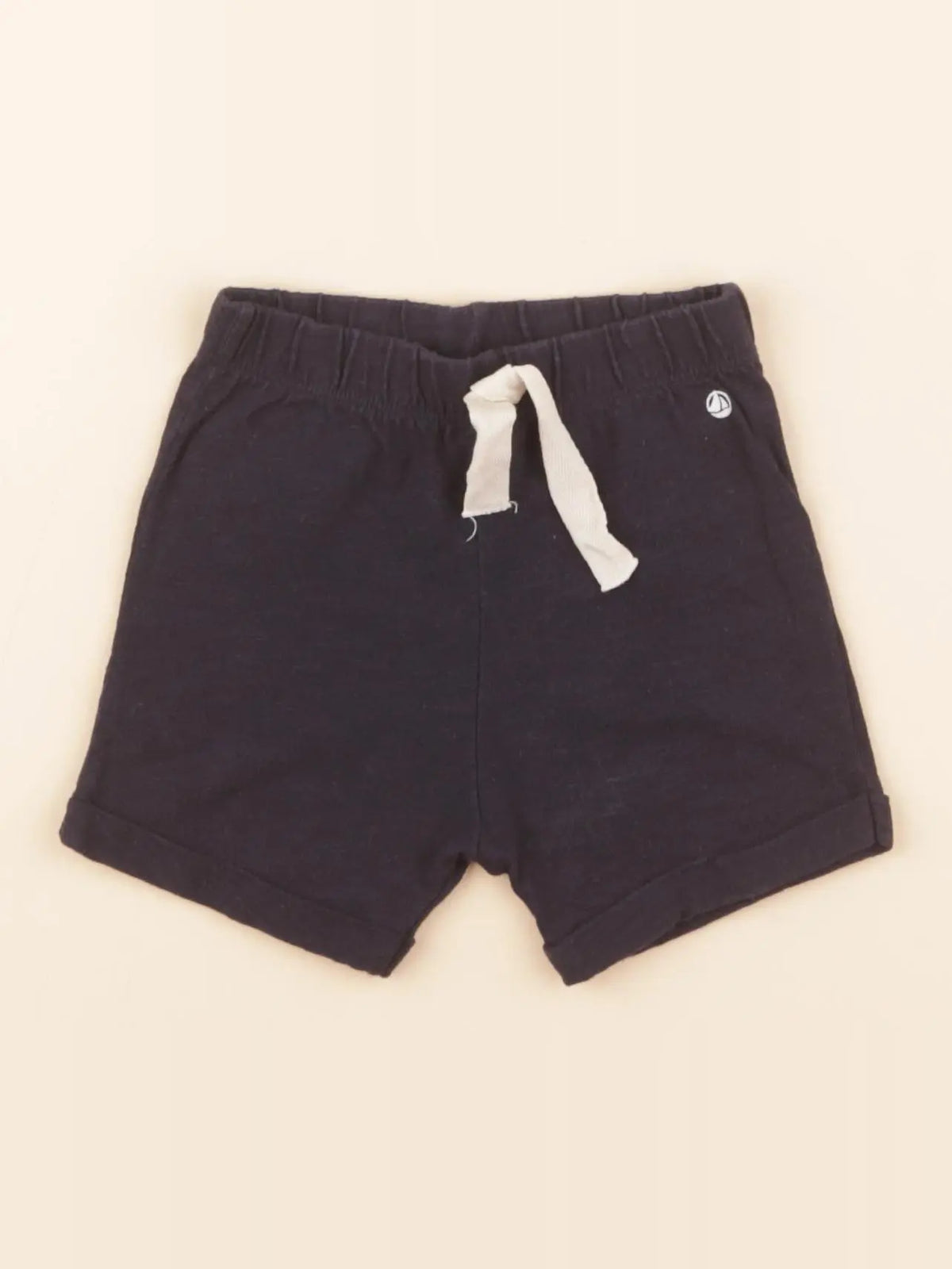 Short bleu