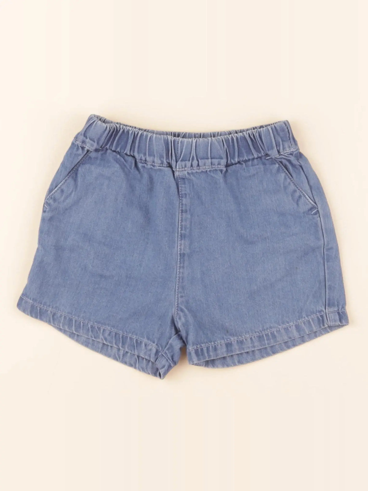Short bleu
