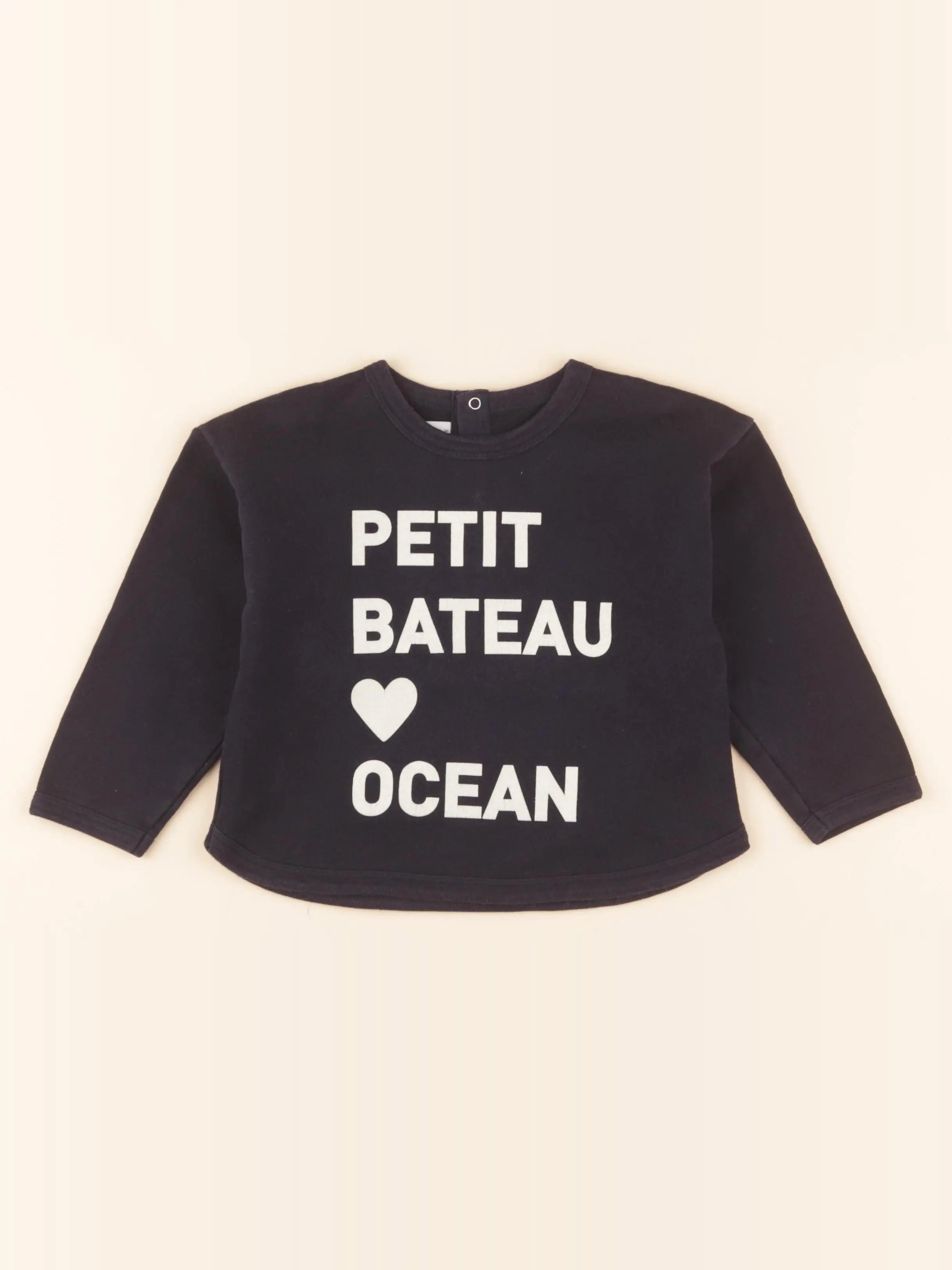 Pull bleu