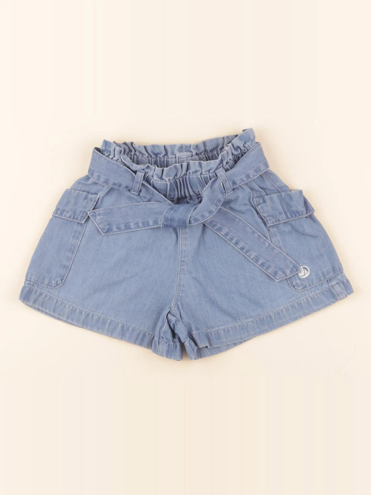 Short bleu