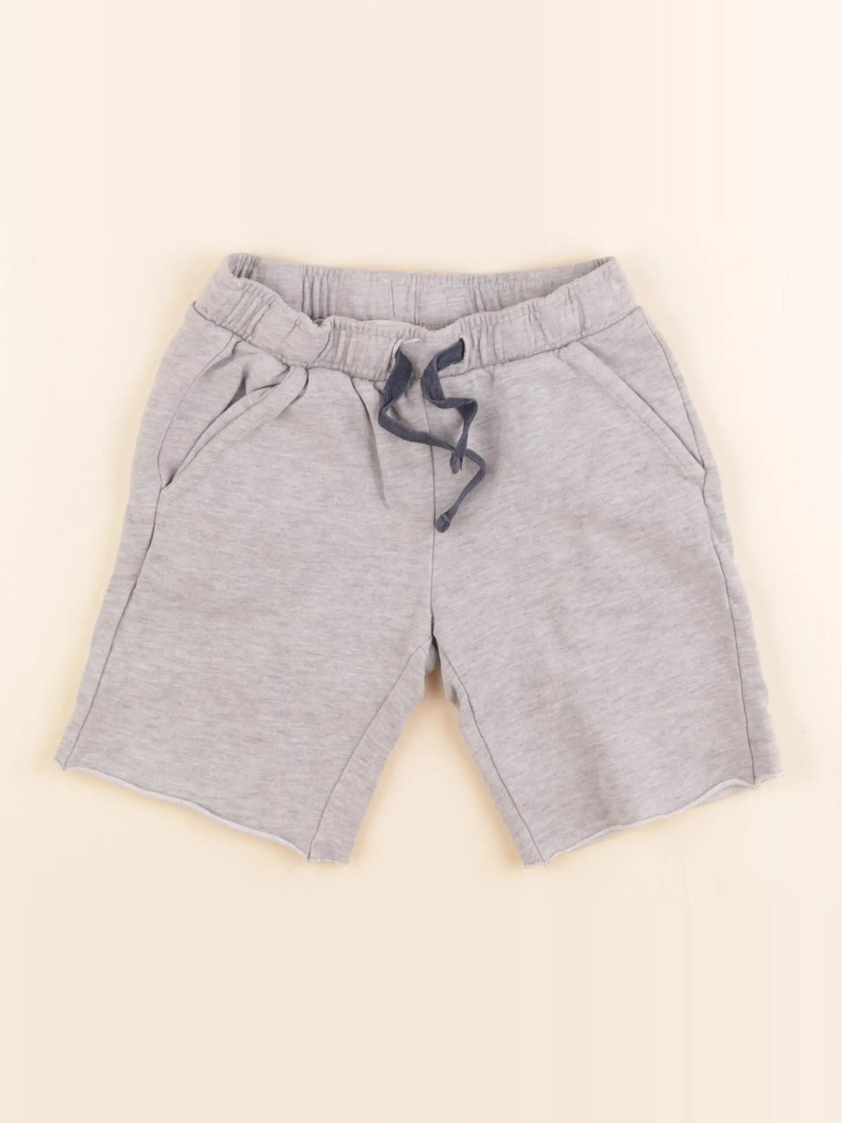 Vertbaudet - short gris - 5 ans