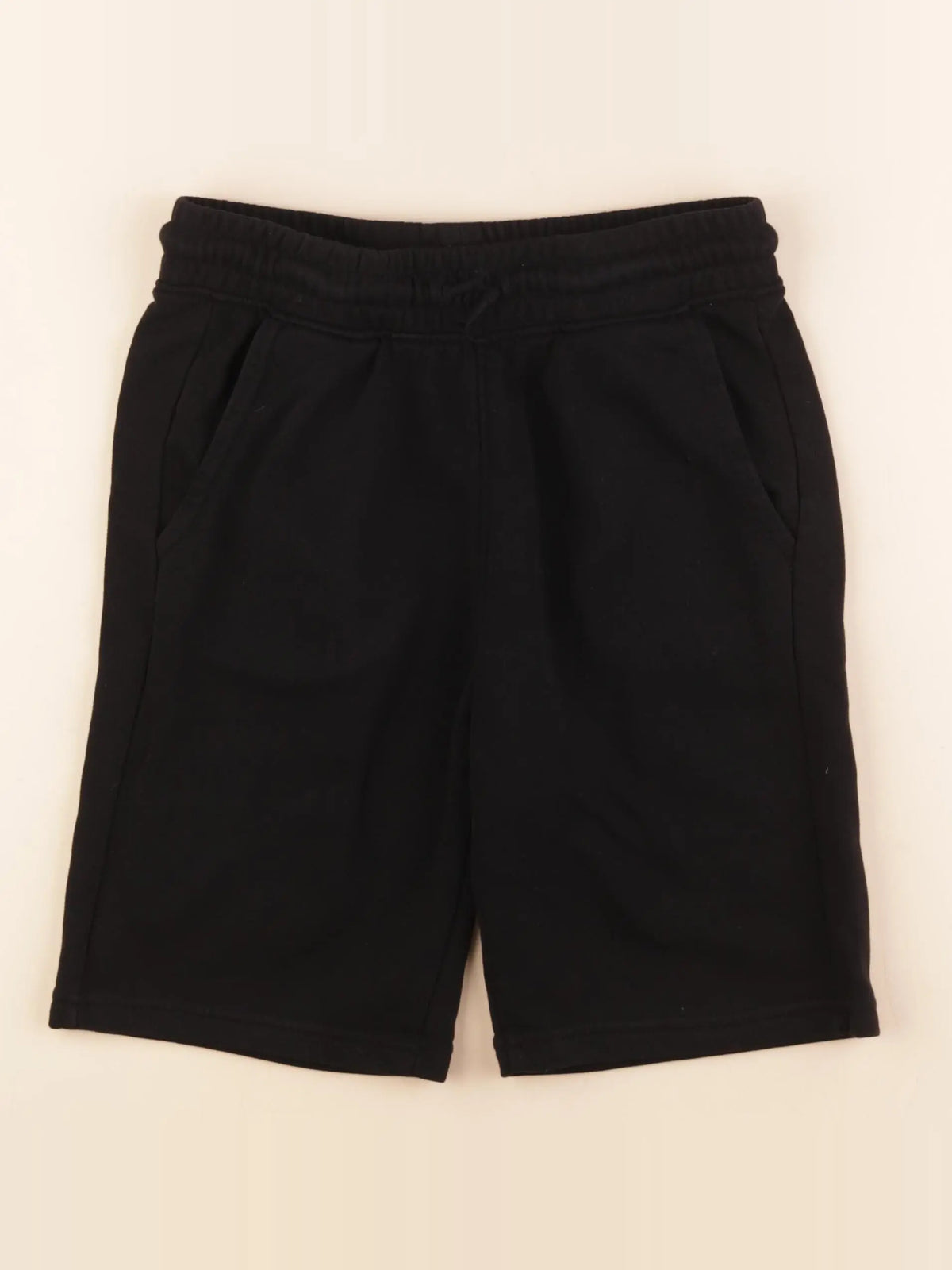 H&M - short noir - 10/11 ans