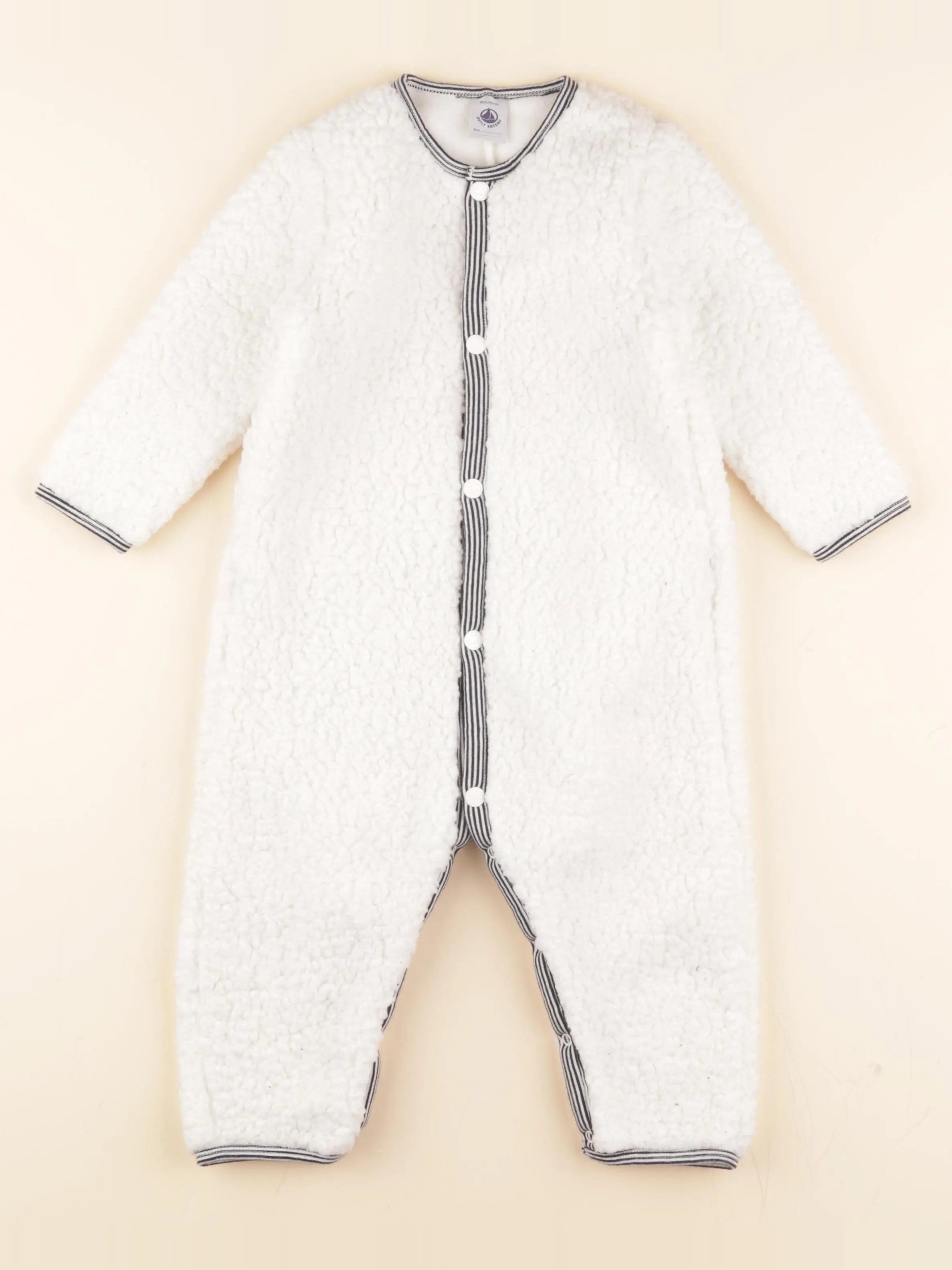 Sur-pyjama blanc