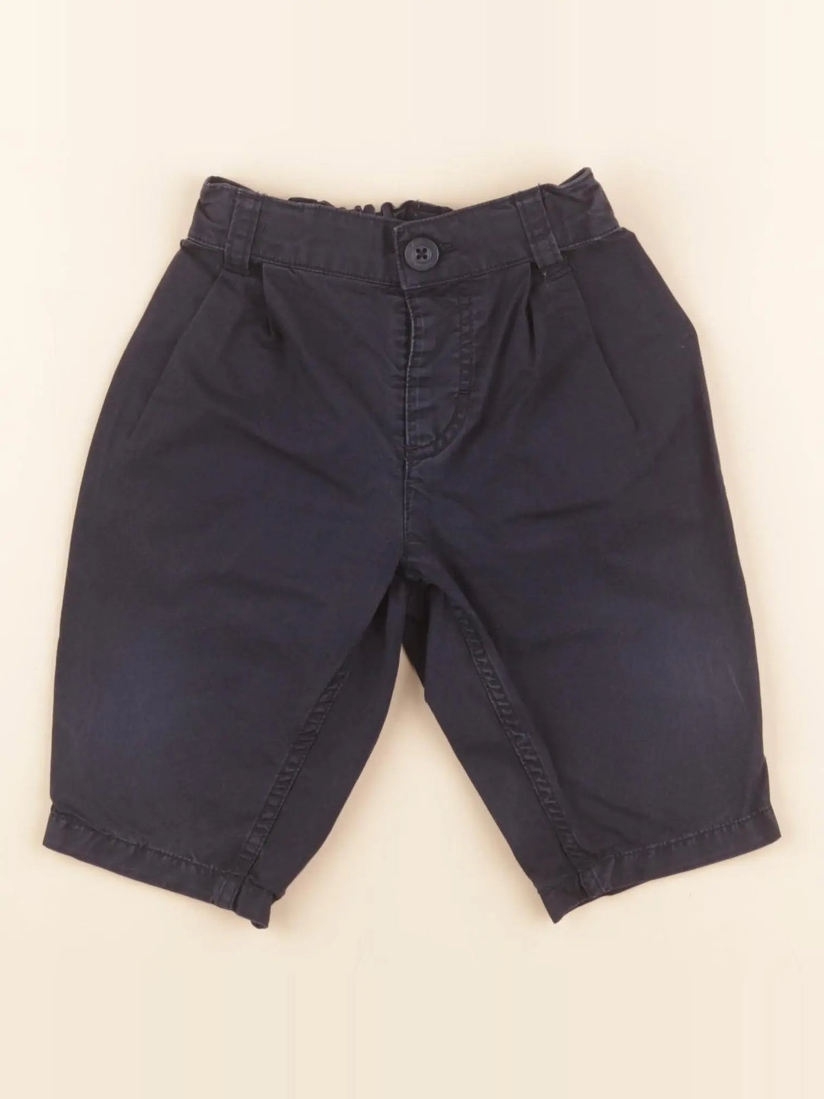 Short bleu