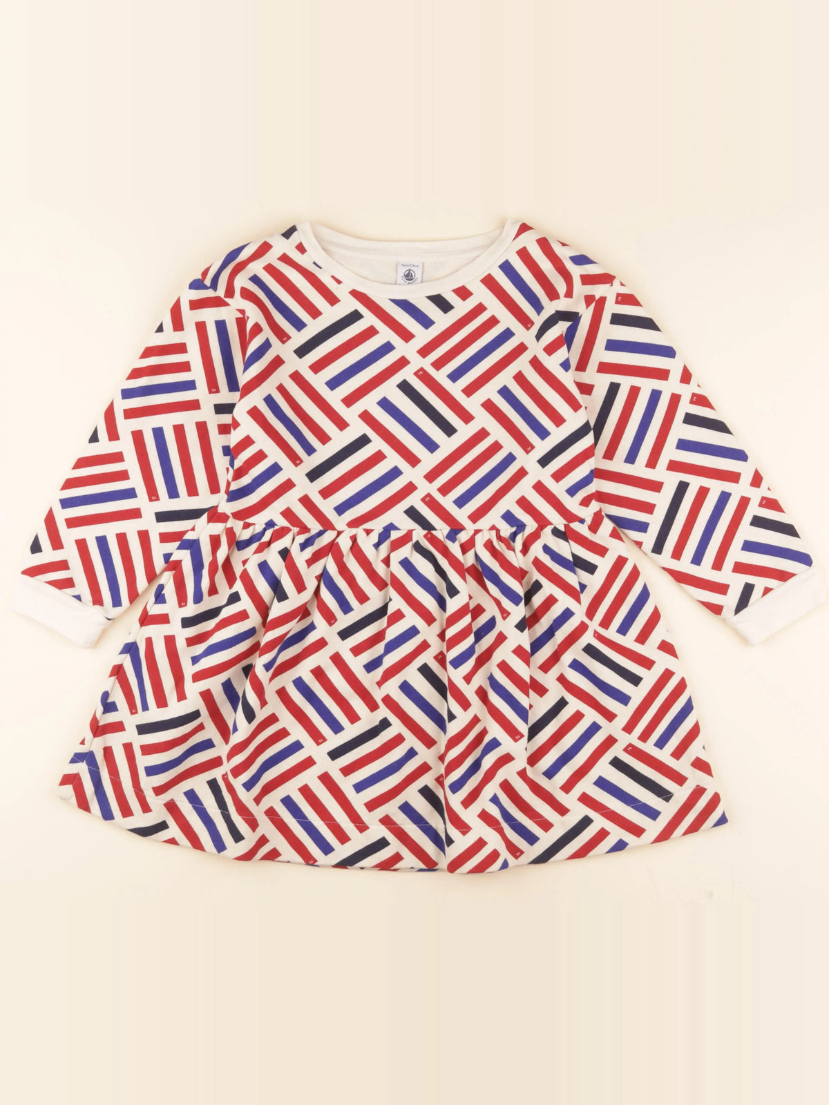Robe rouge, bleu, beige