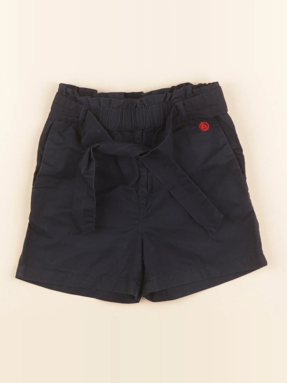 Short bleu