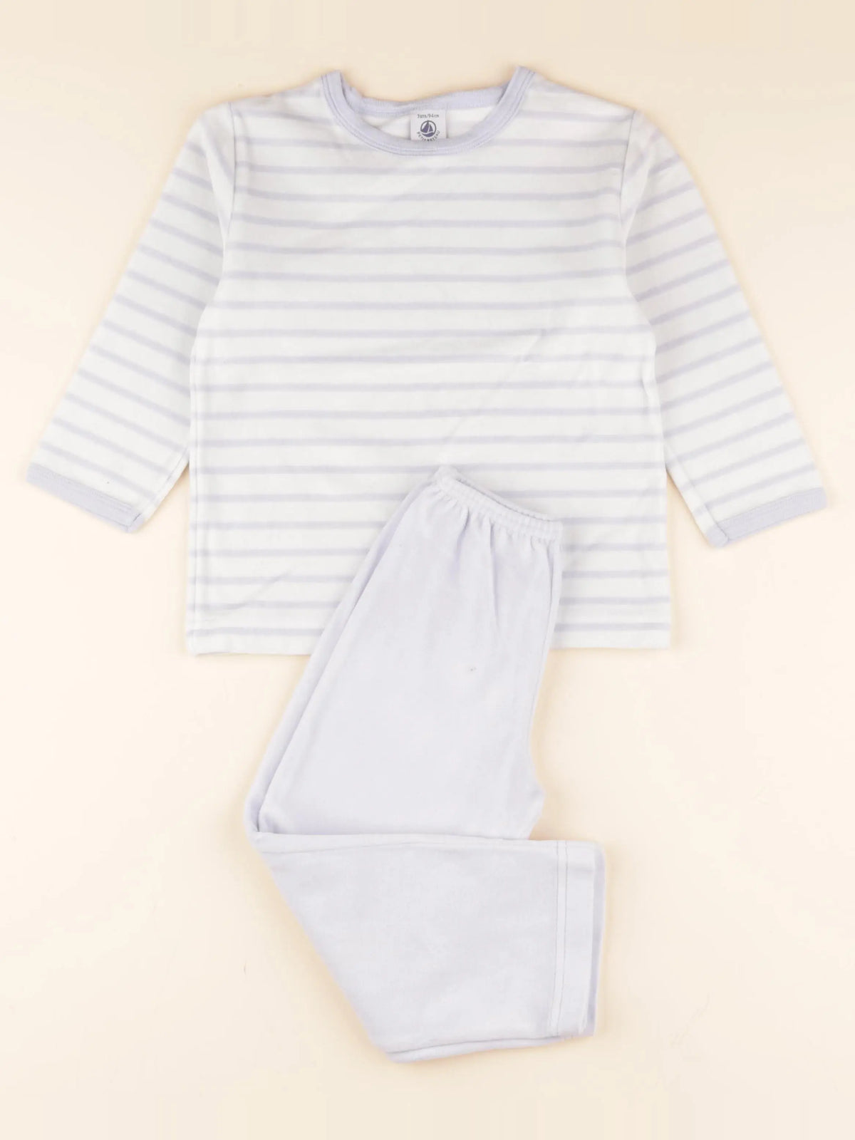 Pyjama velours blanc, violet