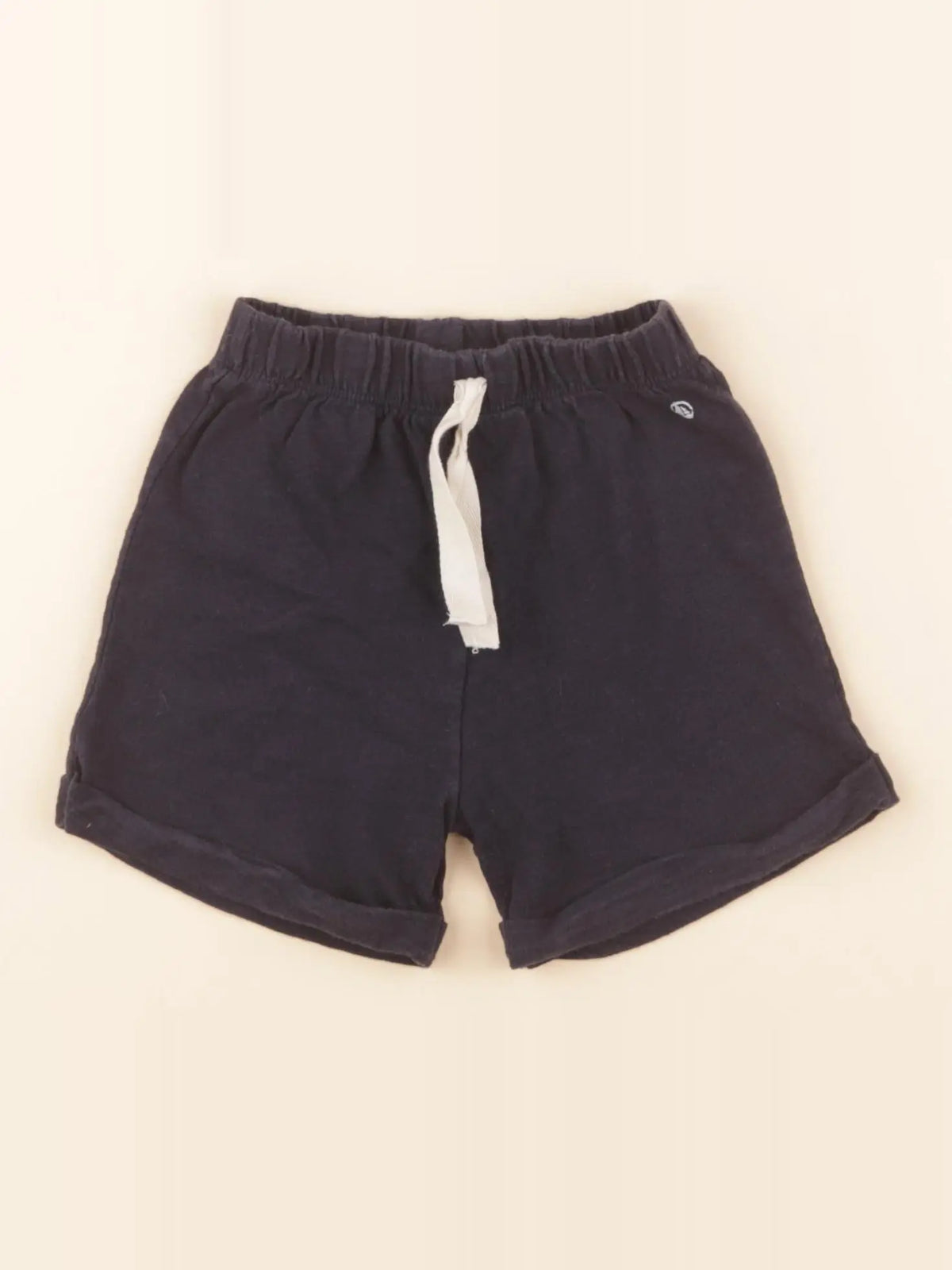 Short bleu
