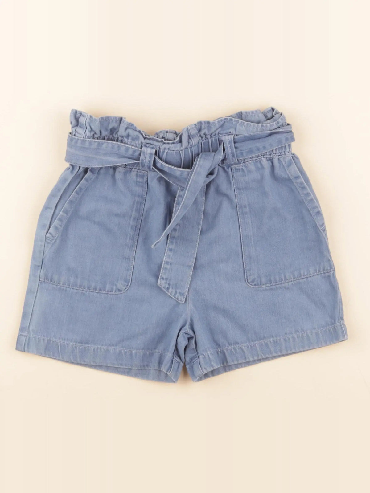 Short bleu