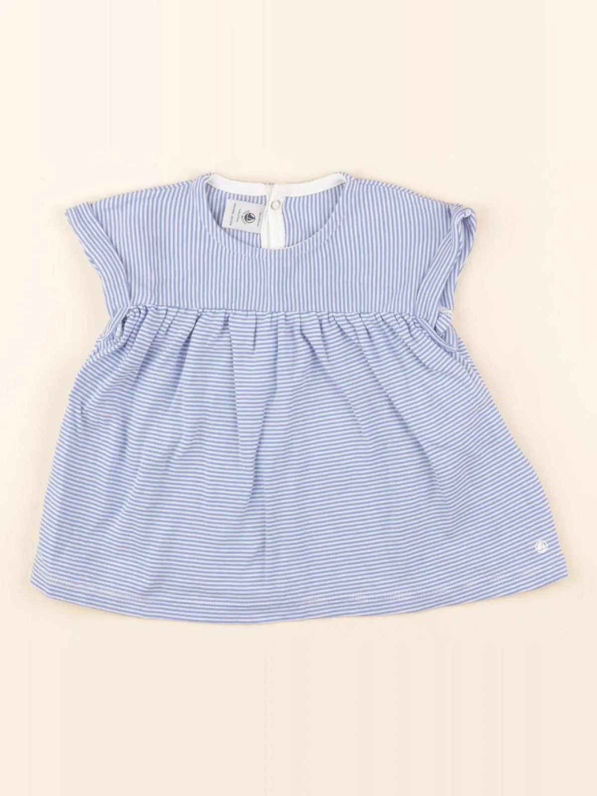 Tee-shirt blanc, bleu