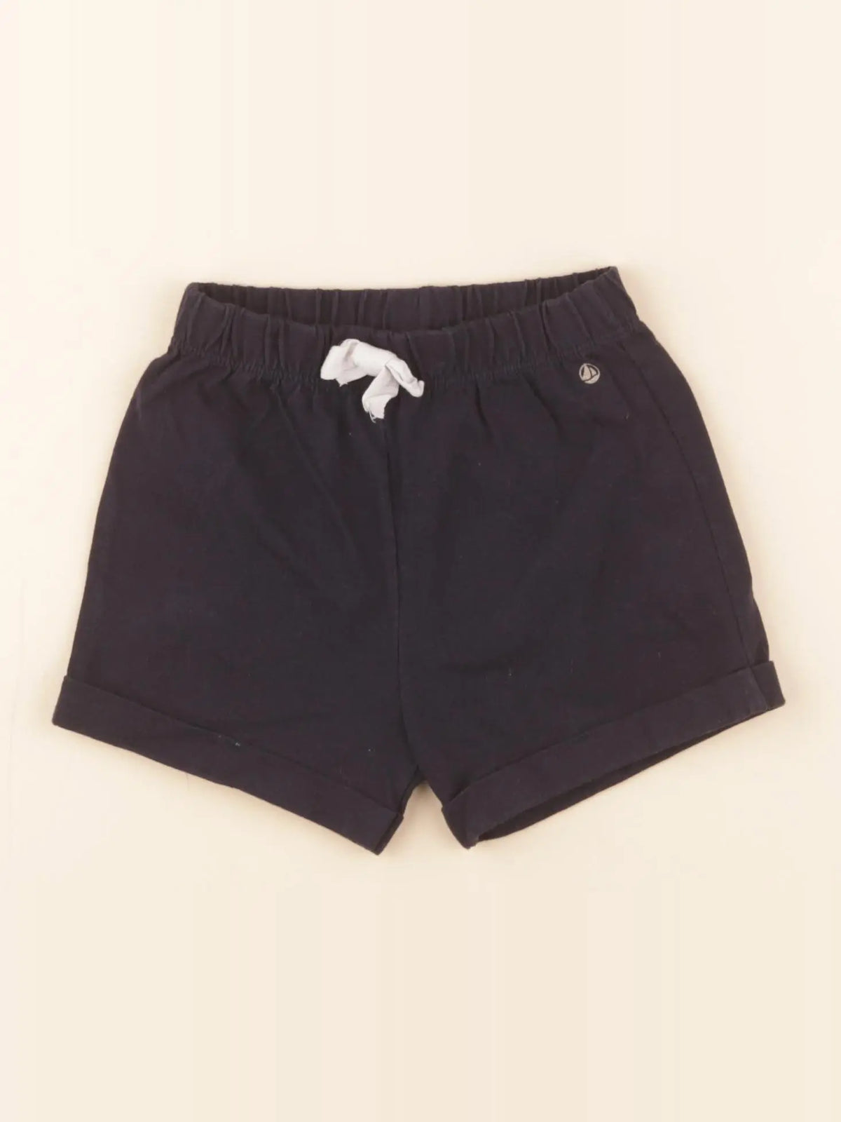 Short bleu