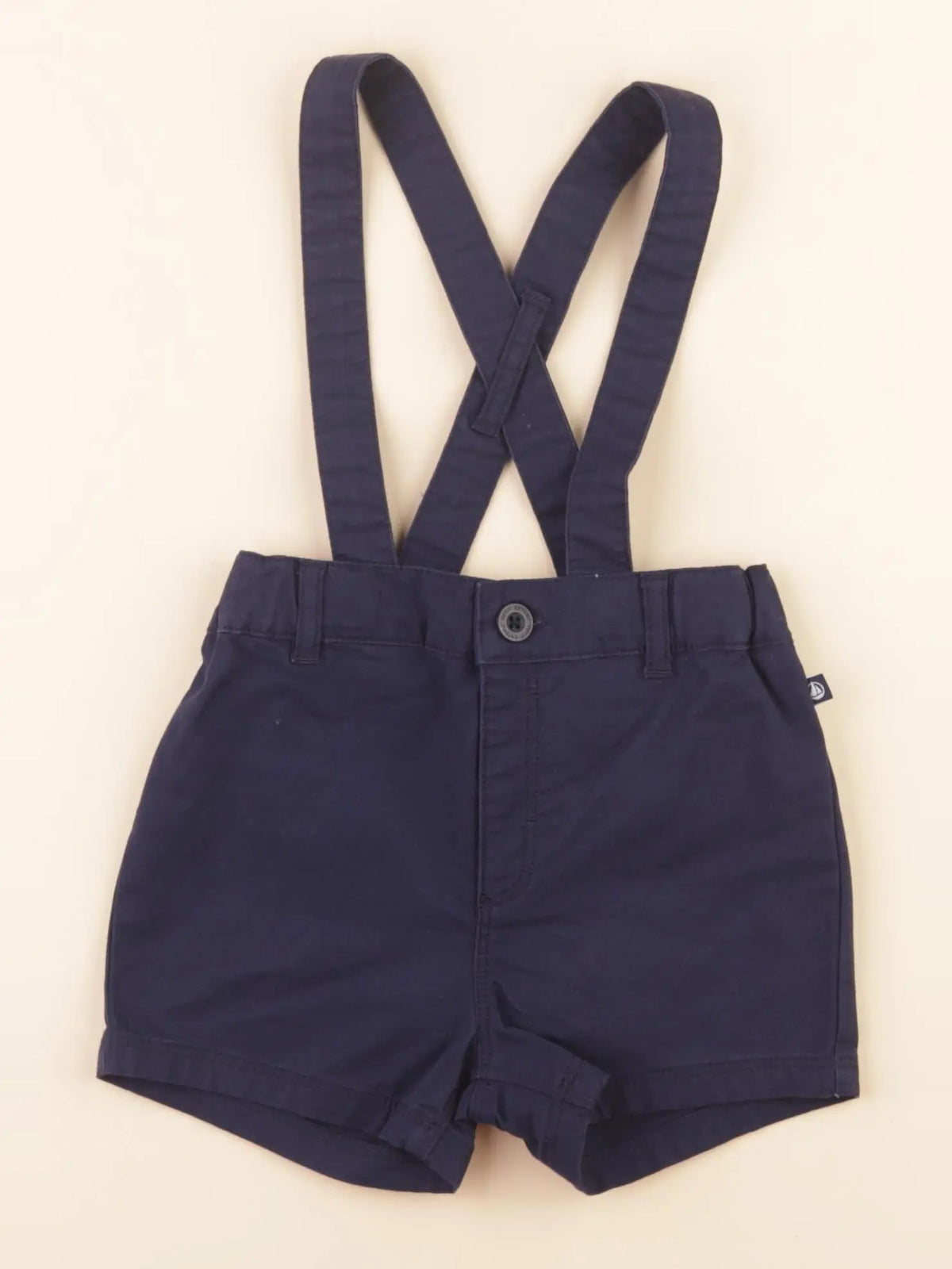 Short bleu